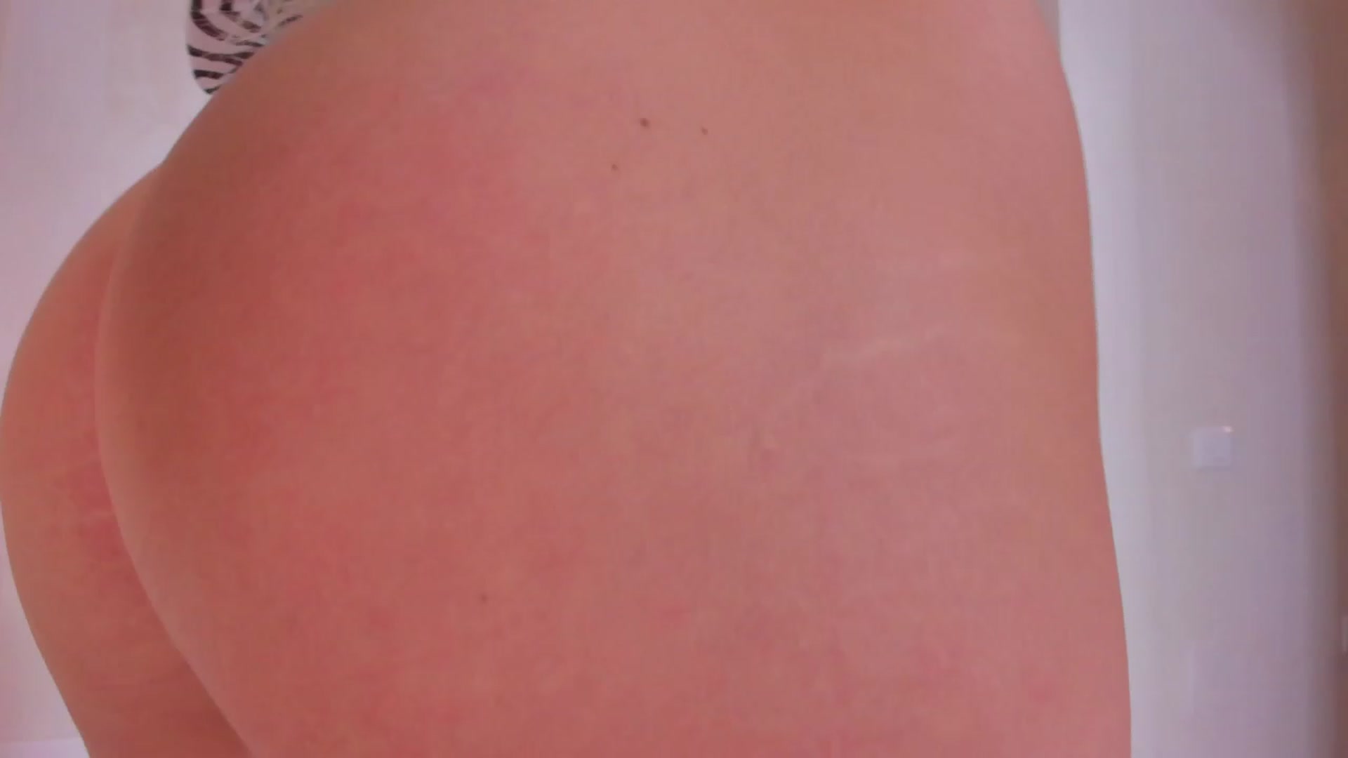 Gallery image thumbnail from Bday_Di's myfreecams stream on, 01/18/2024, 23:38 image 4 of 20