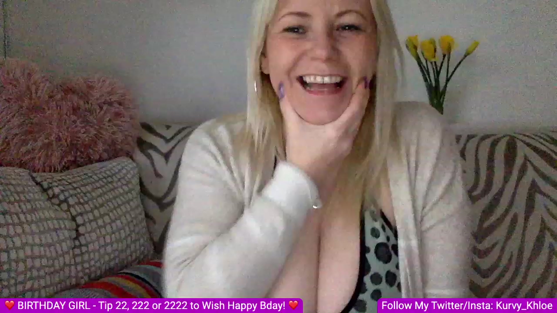 Gallery image thumbnail from Bday_Khloe's myfreecams stream on, 04/22/2023, 19:04 image 13 of 20