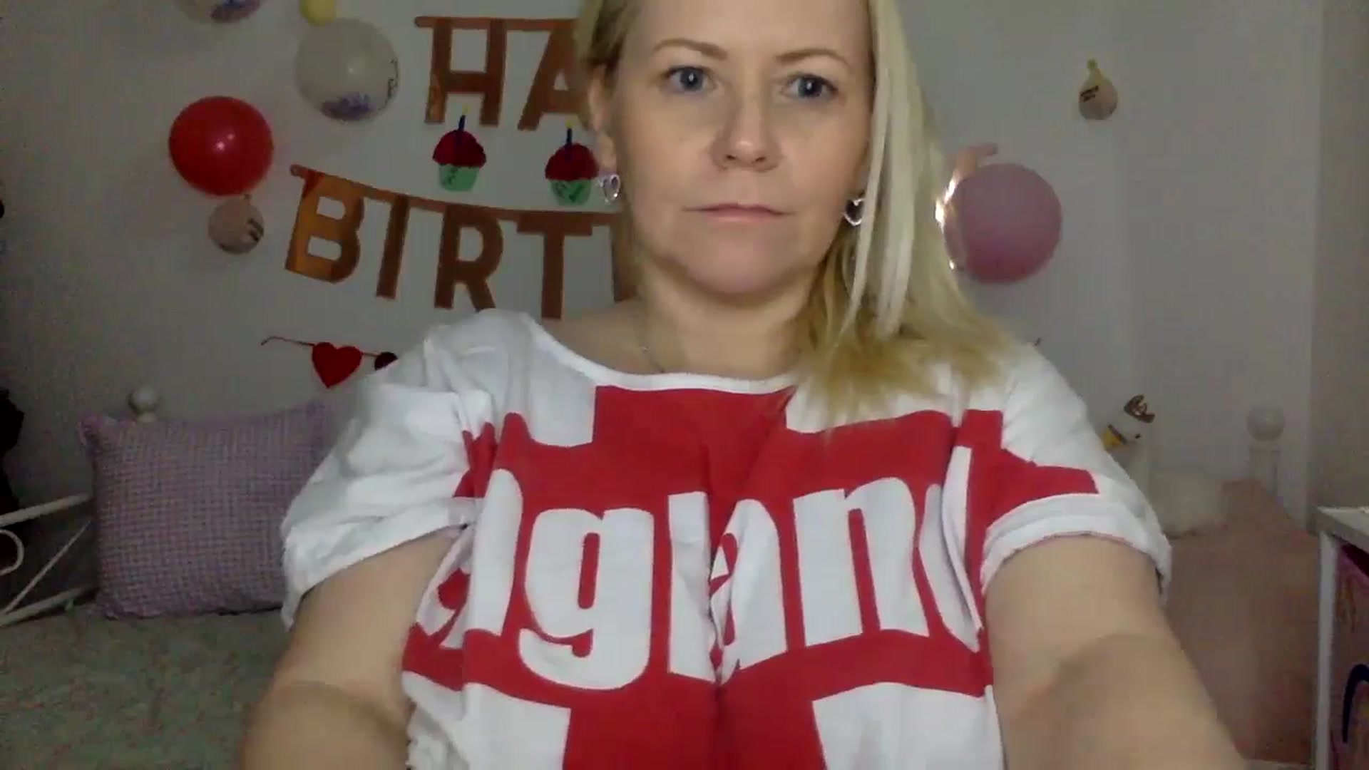 Gallery image thumbnail from Bday_Khloe's myfreecams stream on, 04/23/2024, 13:33 image 20 of 20