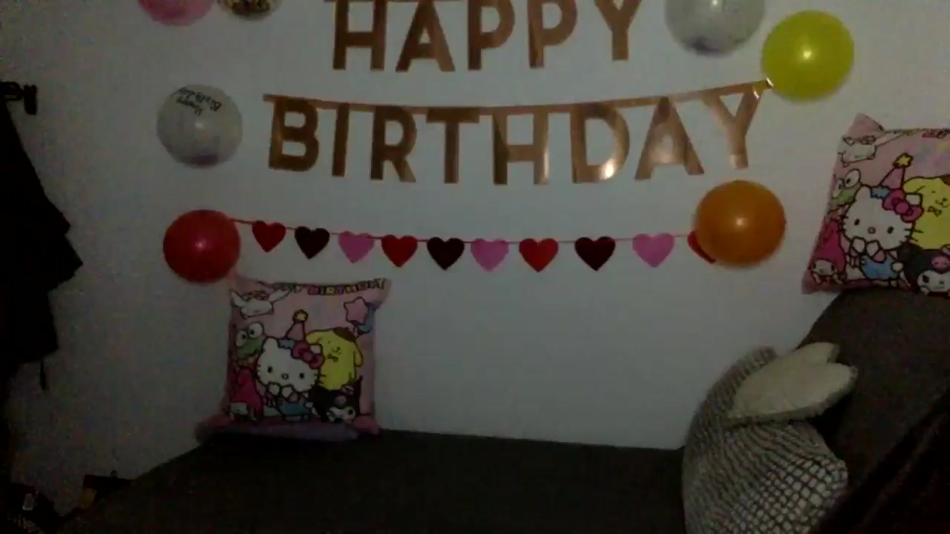 Gallery image thumbnail from Bday_Khloe's myfreecams stream on, 04/05/2025, 06:20 image 12 of 20