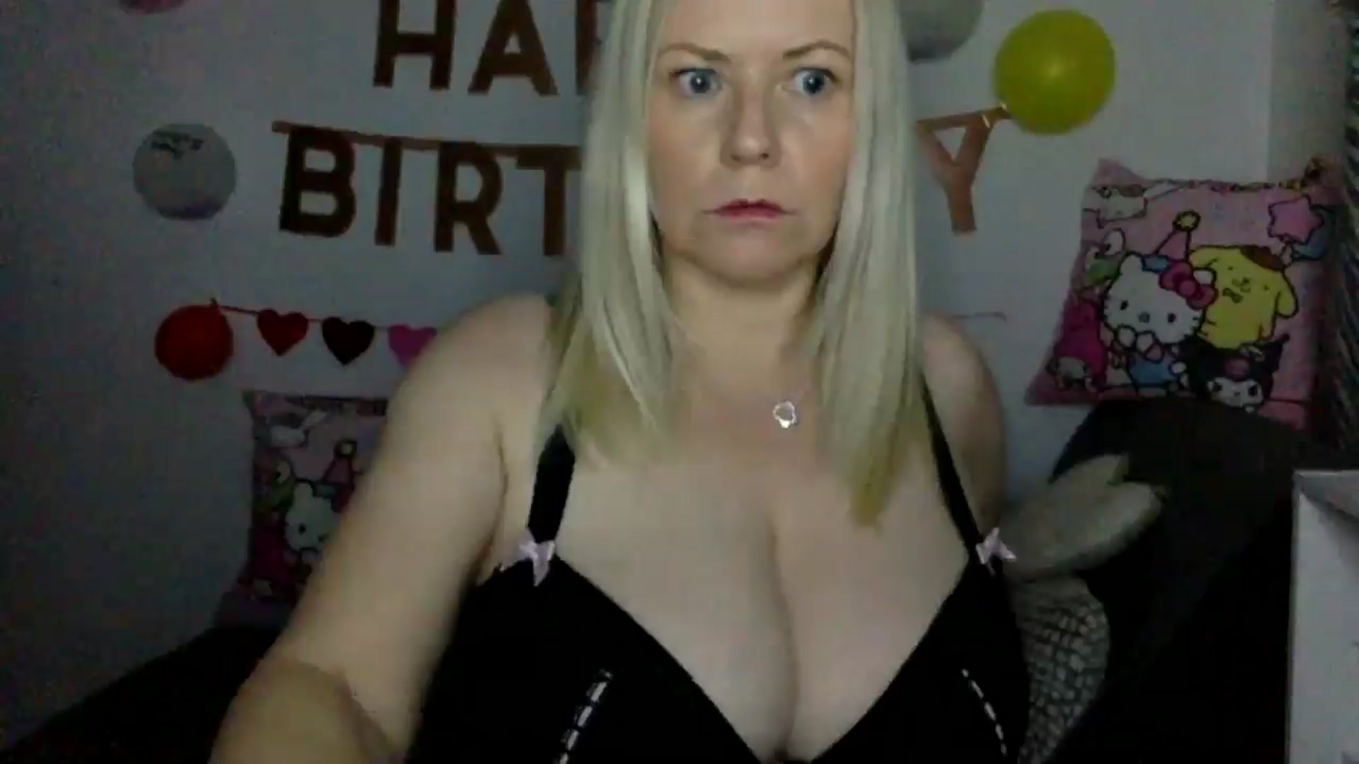 Gallery image thumbnail from Bday_Khloe's myfreecams stream on, 04/18/2025, 21:22 image 18 of 20