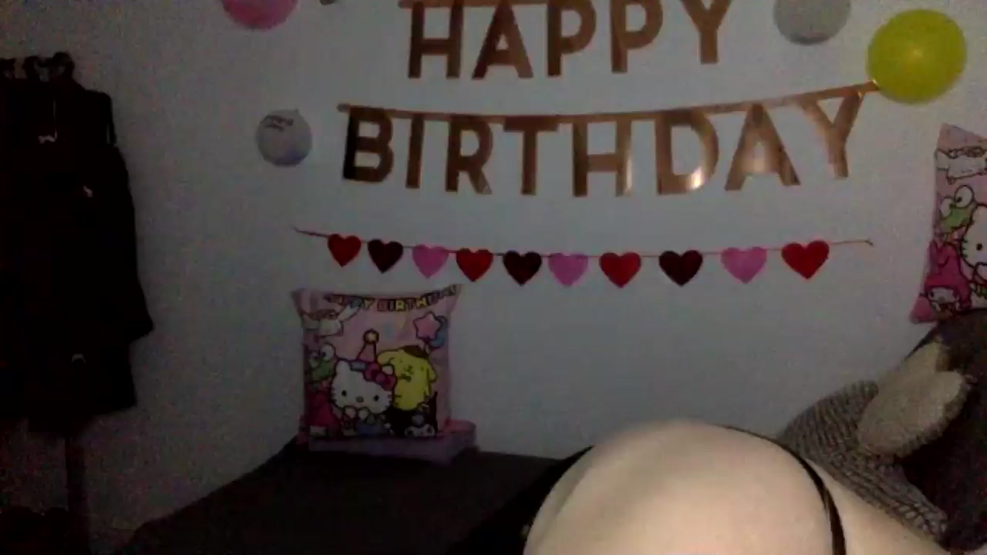 Gallery image thumbnail from Bday_Khloe's myfreecams stream on, 04/27/2025, 20:49 image 1 of 20