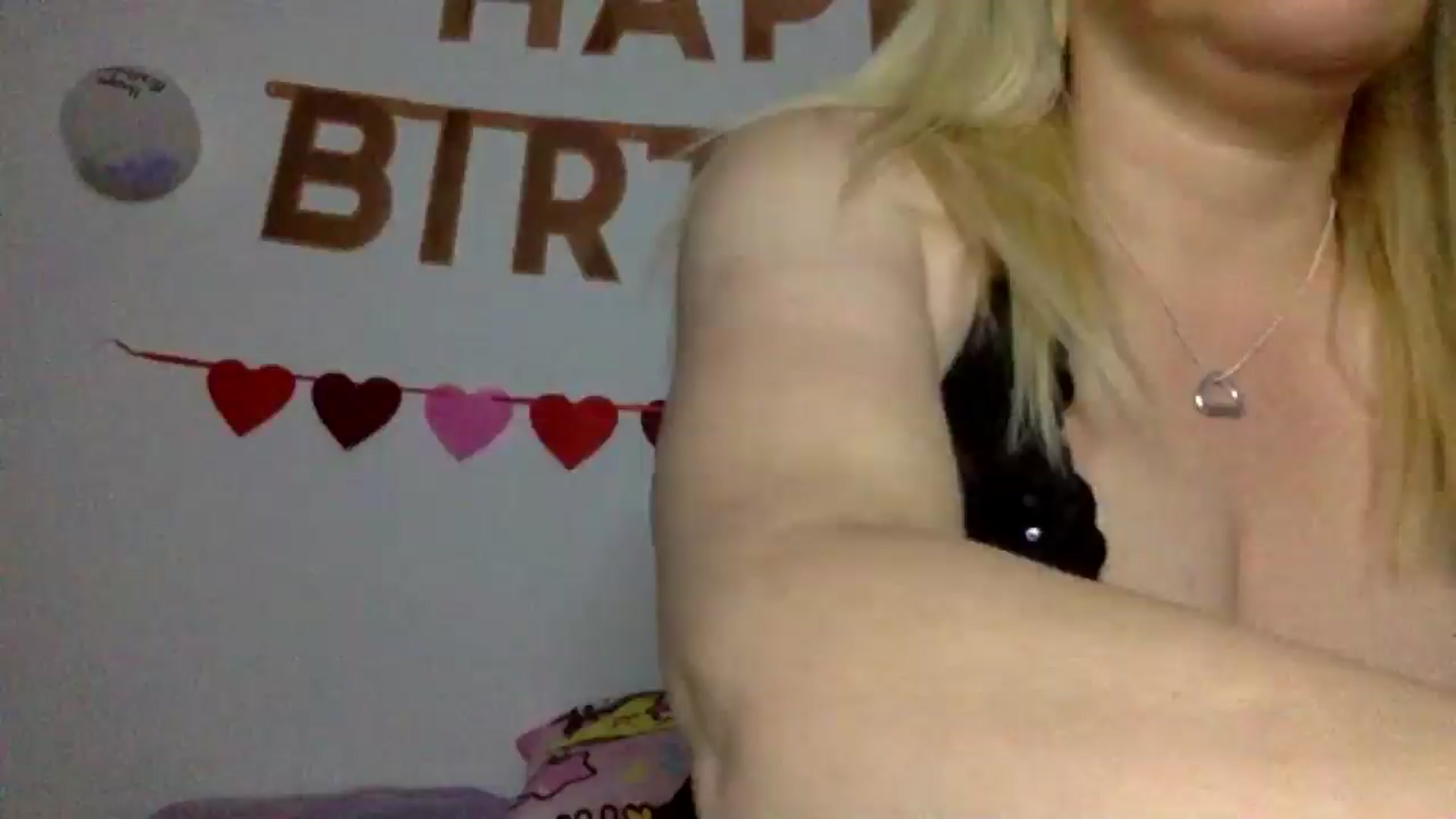 Gallery image thumbnail from Bday_Khloe's myfreecams stream on, 04/27/2025, 21:54 image 1 of 20