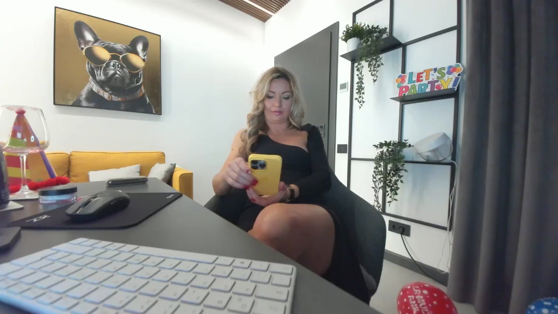 Gallery image thumbnail from Bday_Lidya's myfreecams stream on, 10/24/2025, 21:08 image 2 of 20