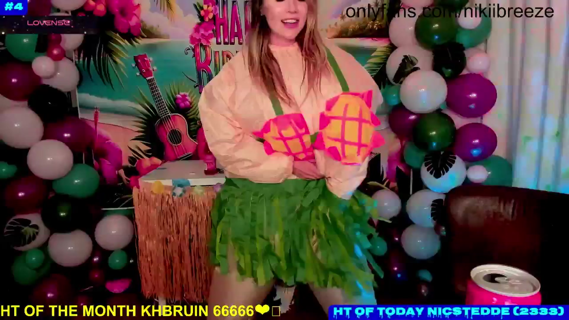 Gallery image thumbnail from Bday_N's myfreecams stream on, 10/06/2024, 04:33 image 16 of 20