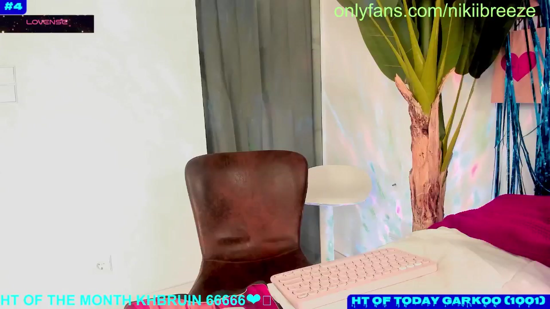 Gallery image thumbnail from Bday_N's myfreecams stream on, 10/08/2024, 18:14 image 1 of 20