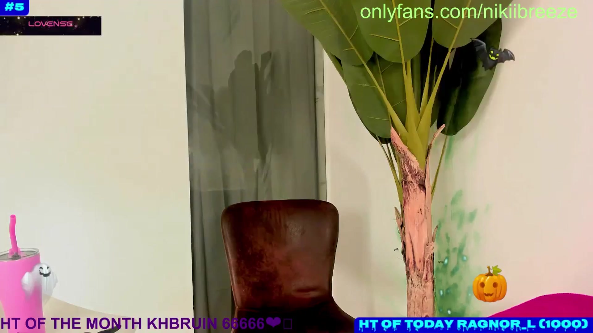 Gallery image thumbnail from Bday_N's myfreecams stream on, 10/23/2024, 20:50 image 5 of 20