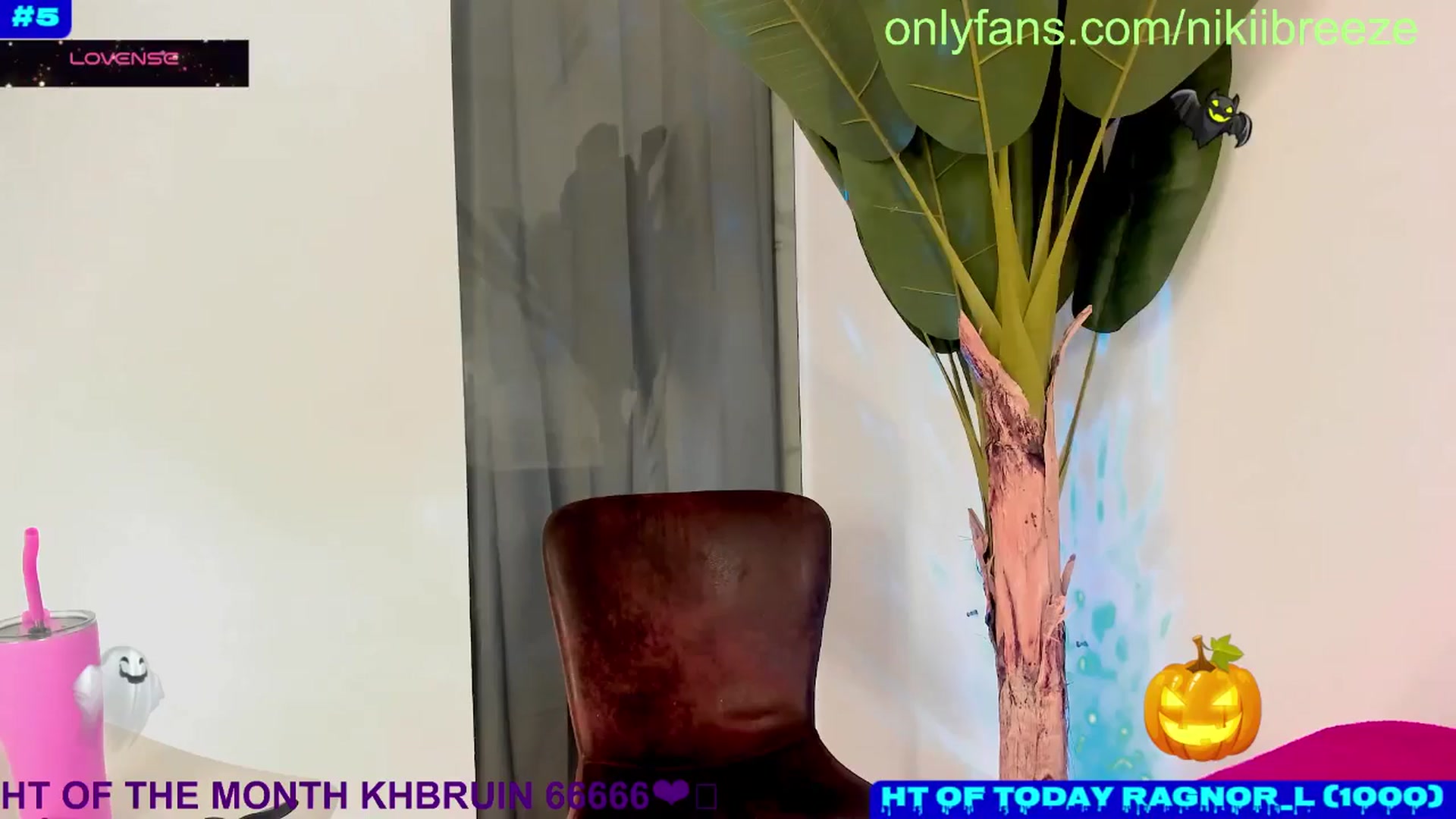 Gallery image thumbnail from Bday_N's myfreecams stream on, 10/23/2024, 20:50 image 1 of 20