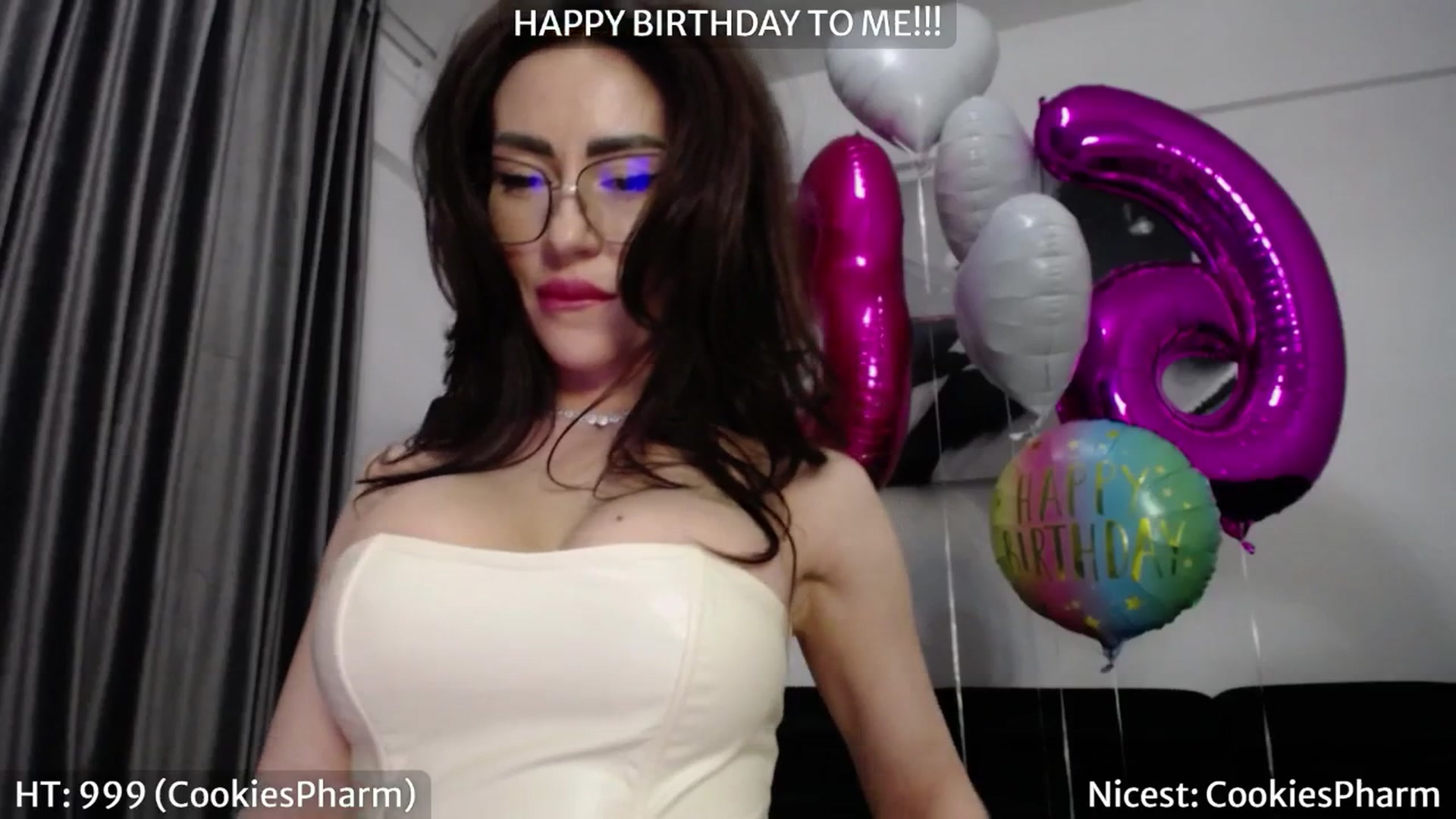 Gallery image thumbnail from Bday_Sassy's myfreecams stream on, 03/15/2025, 05:50 image 7 of 20