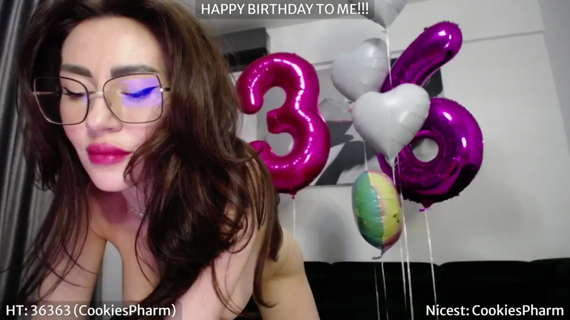 Gallery image thumbnail from Bday_Sassy's myfreecams stream on, 03/15/2025, 05:50 image 17 of 20