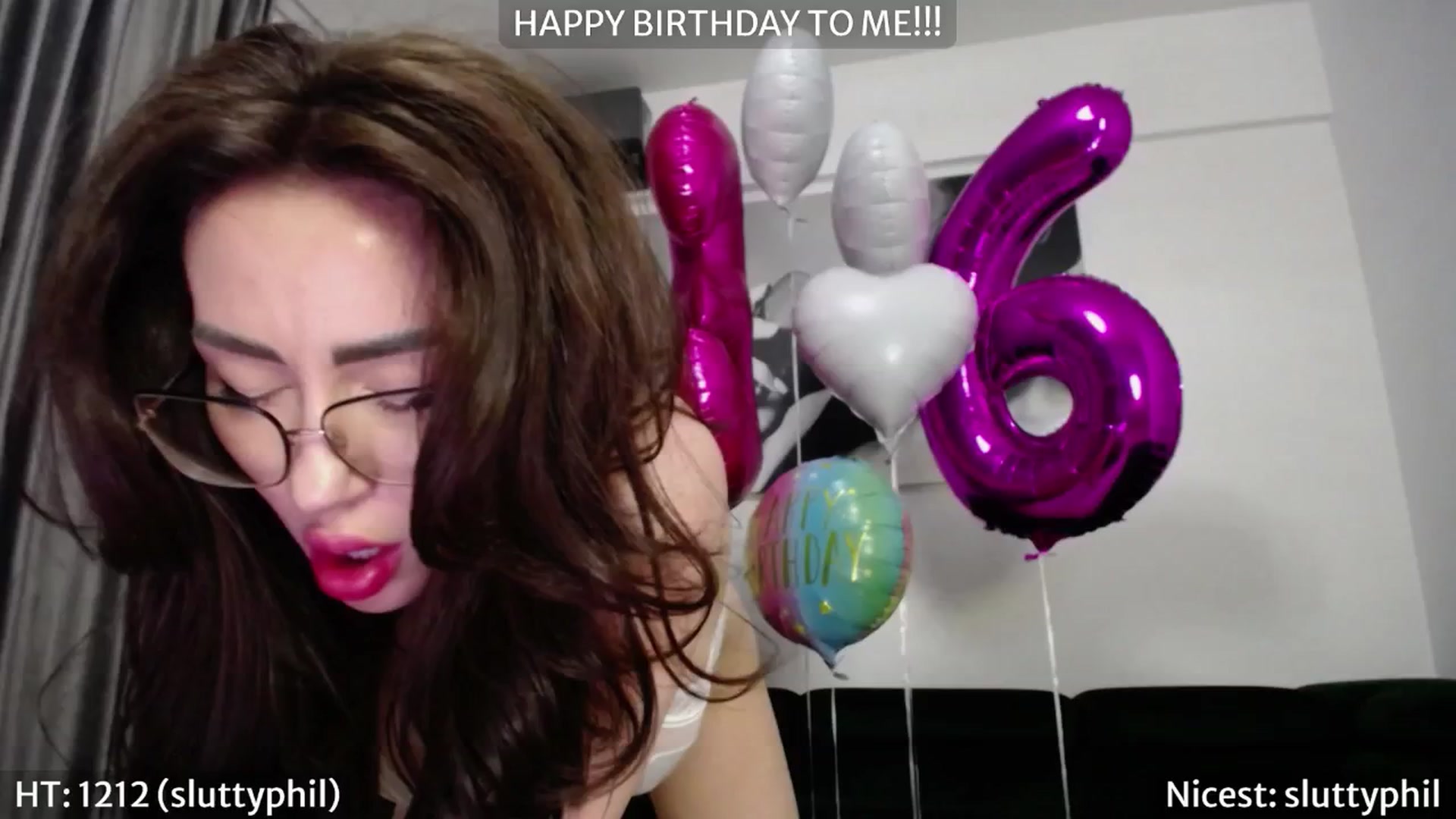 Gallery image thumbnail from Bday_Sassy's myfreecams stream on, 03/15/2025, 08:19 image 6 of 20