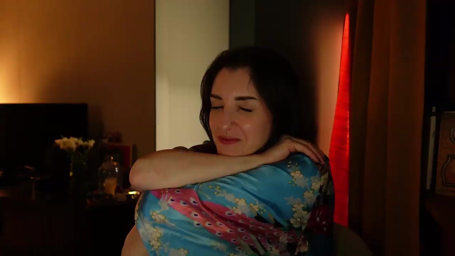 Gallery image thumbnail from Bday_Schmetterling's myfreecams stream on, 07/12/2026, 24:01 image 17 of 20