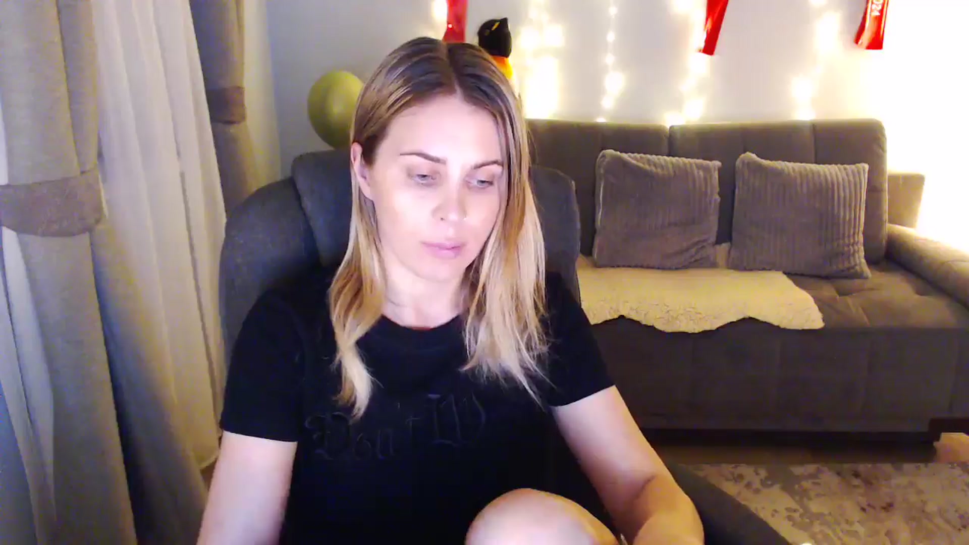 Gallery image thumbnail from Bday_Sici's myfreecams stream on, 07/03/2025, 20:53 image 3 of 20