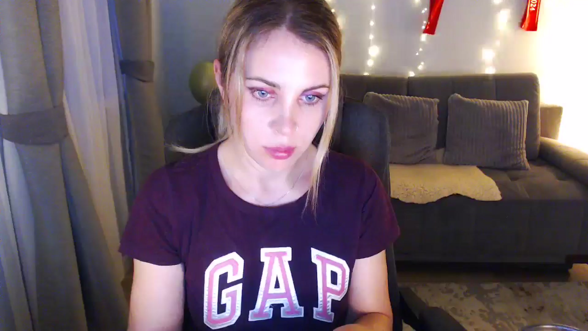 Gallery image thumbnail from Bday_Sici's myfreecams stream on, 07/06/2025, 19:50 image 12 of 20