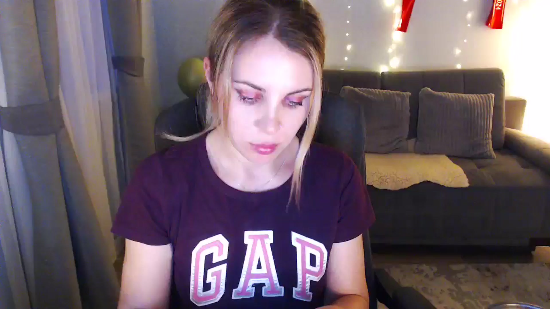 Gallery image thumbnail from Bday_Sici's myfreecams stream on, 07/06/2025, 19:50 image 10 of 20
