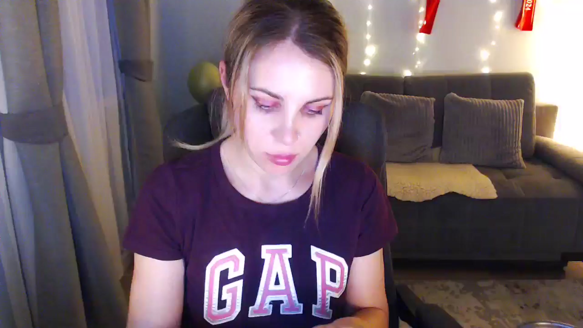 Gallery image thumbnail from Bday_Sici's myfreecams stream on, 07/06/2025, 19:50 image 14 of 20