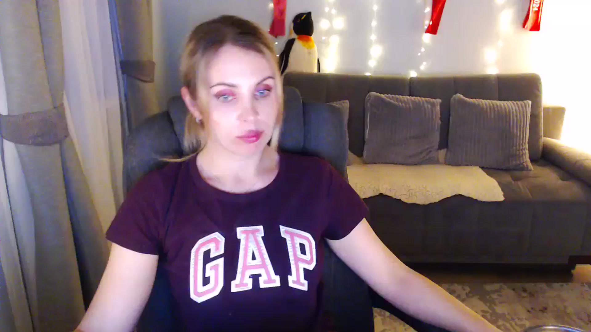 Gallery image thumbnail from Bday_Sici's myfreecams stream on, 07/06/2025, 19:50 image 4 of 20