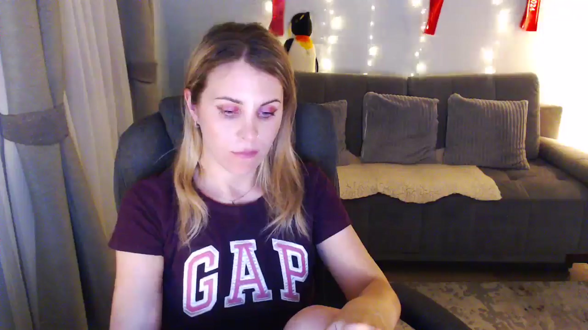 Gallery image thumbnail from Bday_Sici's myfreecams stream on, 07/06/2025, 21:07 image 13 of 20