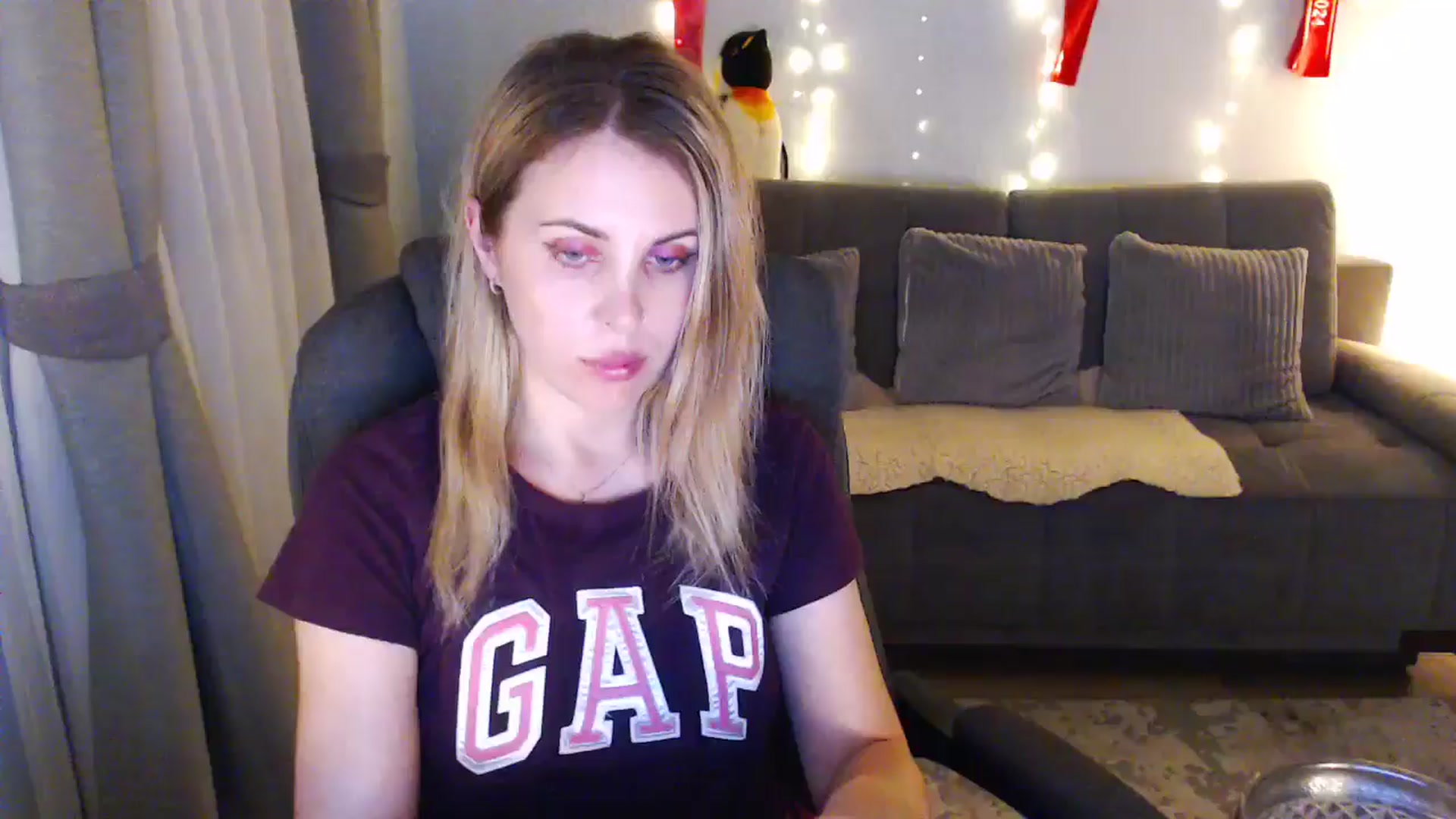 Gallery image thumbnail from Bday_Sici's myfreecams stream on, 07/06/2025, 21:07 image 7 of 20