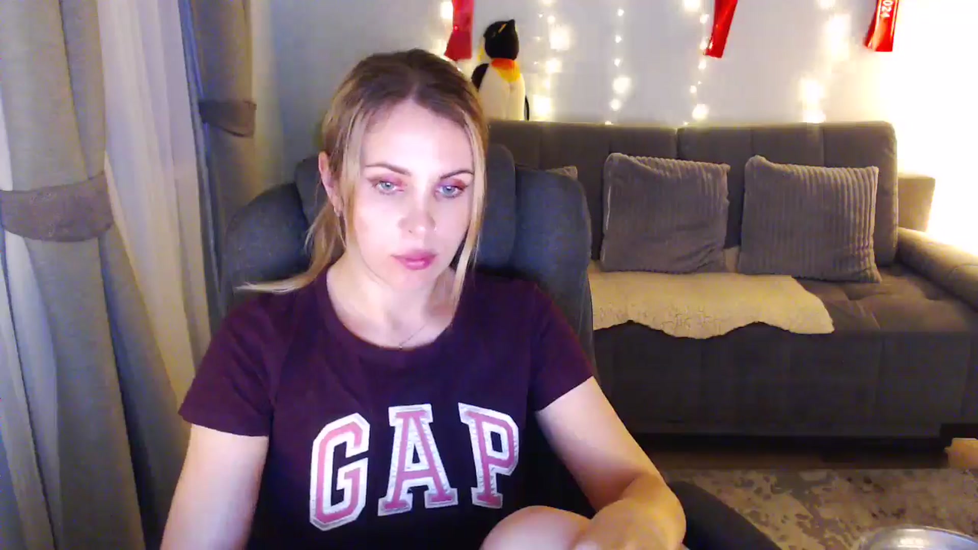 Gallery image thumbnail from Bday_Sici's myfreecams stream on, 07/06/2025, 21:07 image 2 of 20
