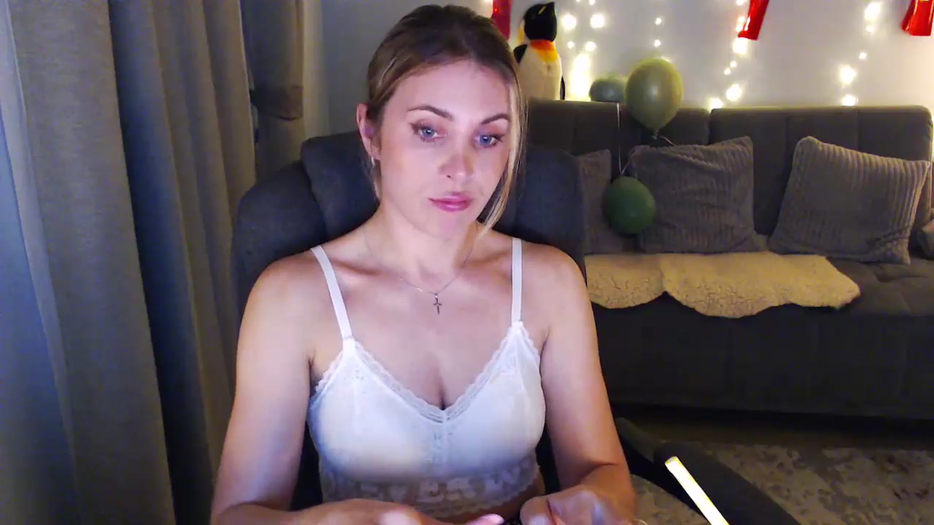 Gallery image thumbnail from Bday_Sici's myfreecams stream on, 07/10/2025, 20:49 image 6 of 20