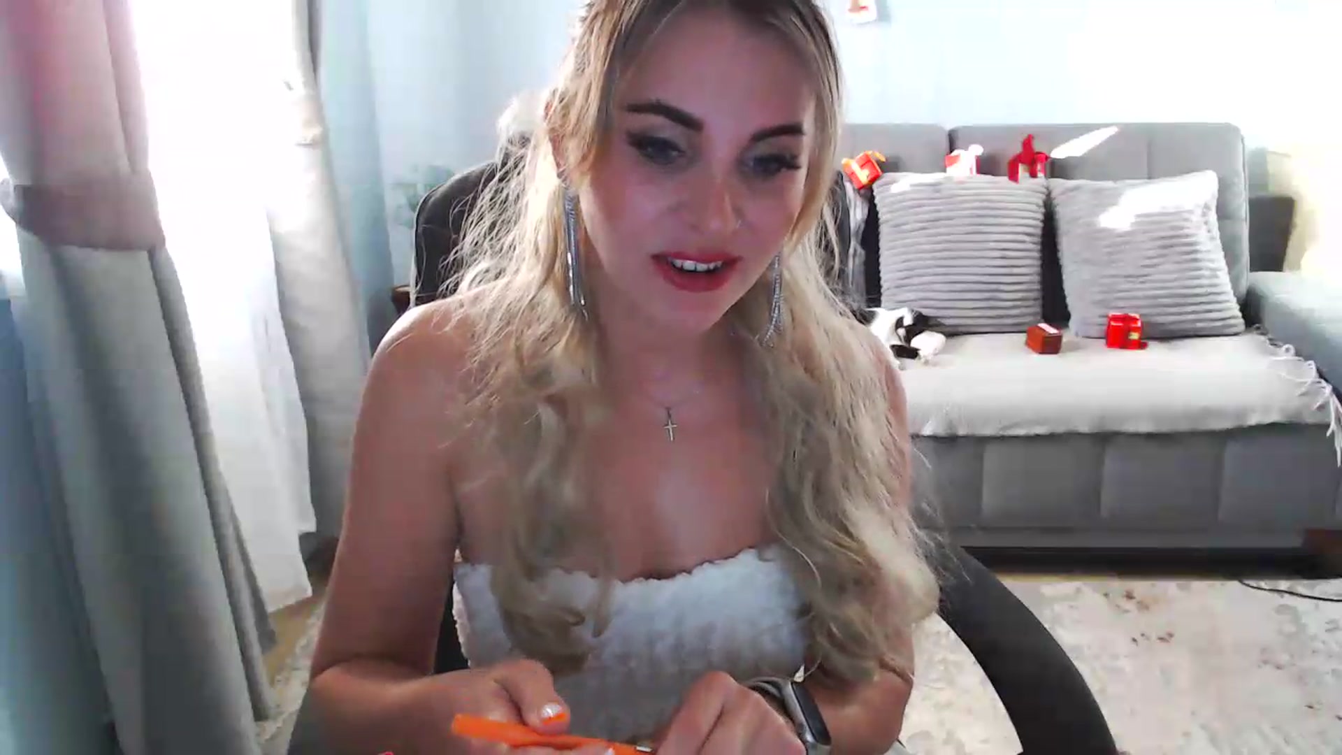 Gallery image thumbnail from Bday_Sicille's myfreecams stream on, 06/19/2026, 18:09 image 4 of 20
