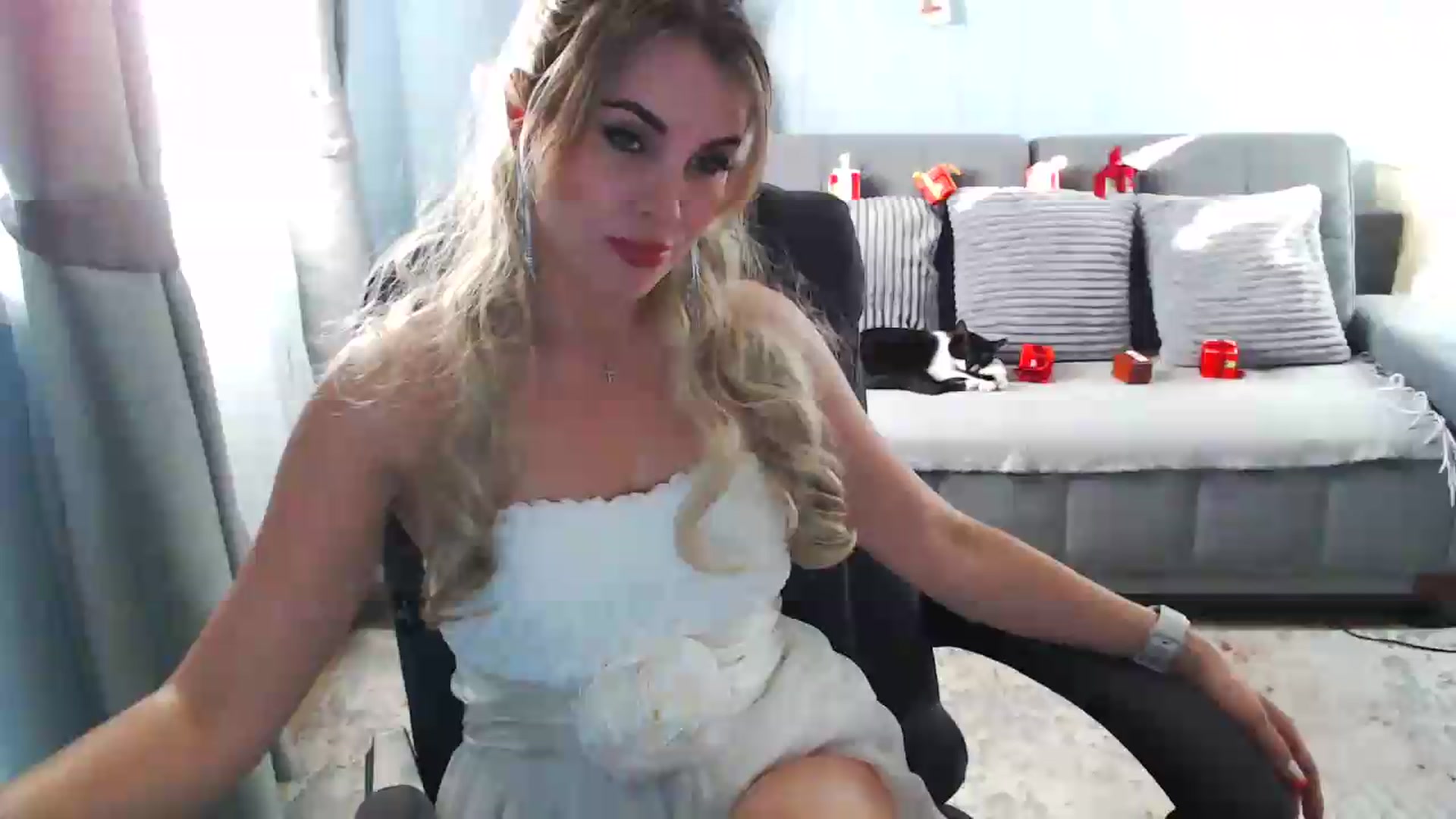 Gallery image thumbnail from Bday_Sicille's myfreecams stream on, 06/19/2026, 18:09 image 1 of 20