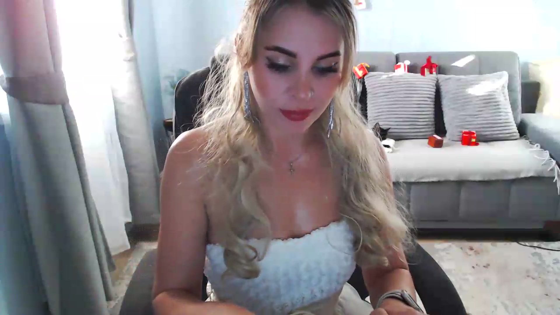 Gallery image thumbnail from Bday_Sicille's myfreecams stream on, 06/19/2026, 18:09 image 8 of 20