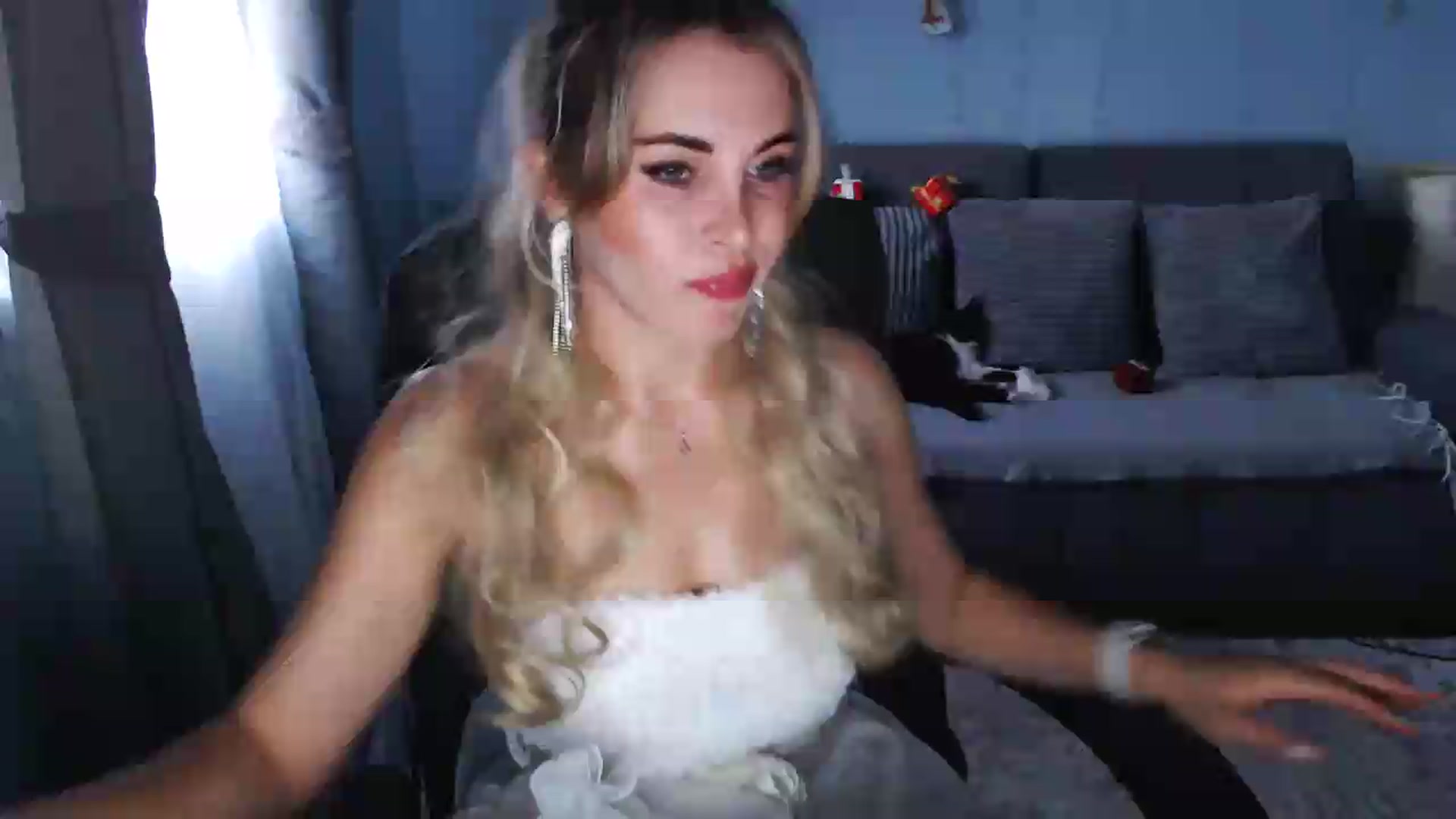 Gallery image thumbnail from Bday_Sicille's myfreecams stream on, 06/19/2026, 20:25 image 1 of 20