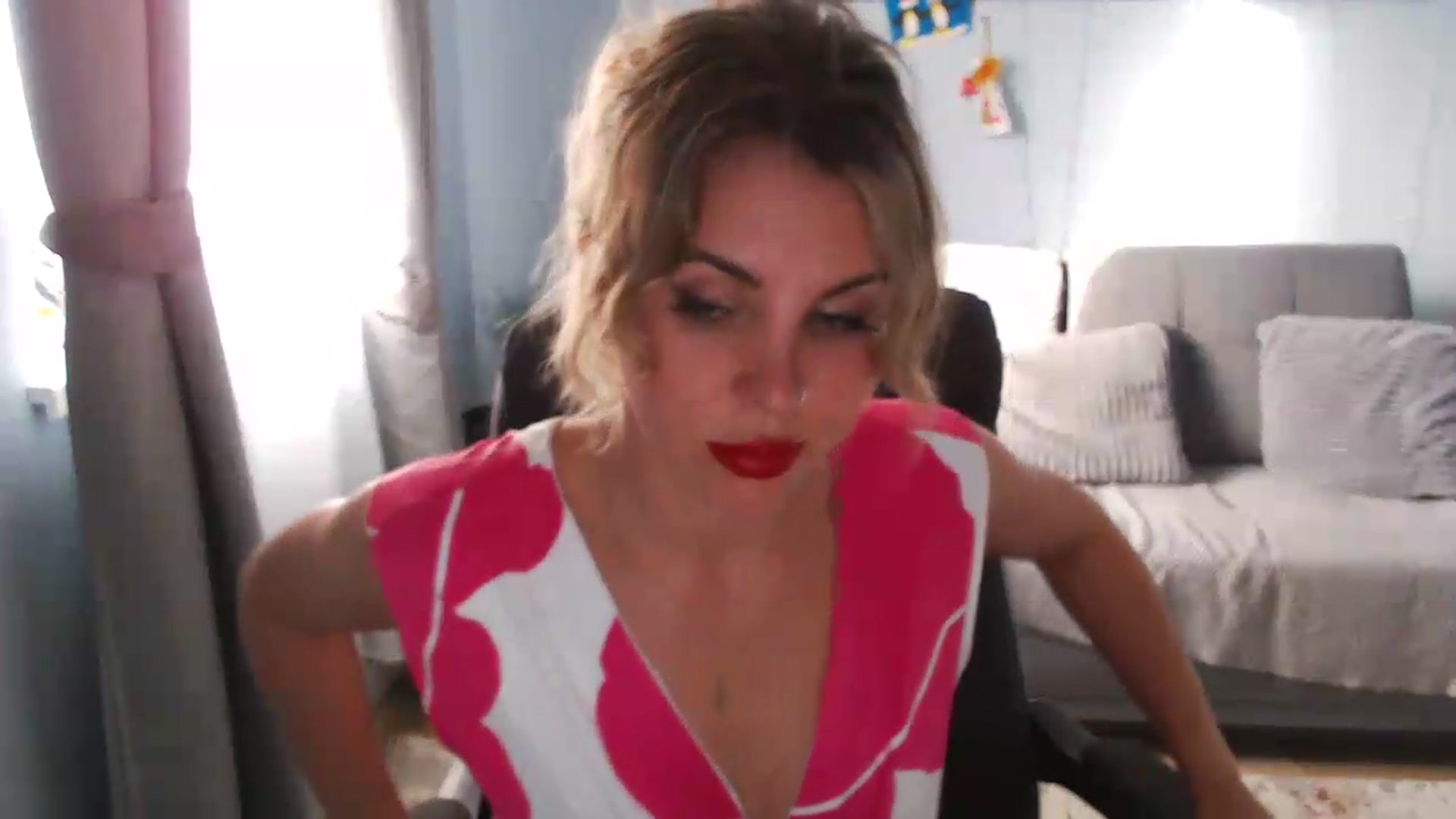 Gallery image thumbnail from Bday_Sicille's myfreecams stream on, 07/06/2026, 19:00 image 5 of 20
