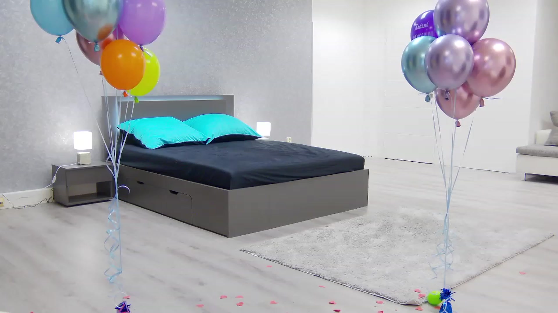 Gallery image thumbnail from Bday_Sisi's myfreecams stream on, 02/13/2024, 24:01 image 3 of 20