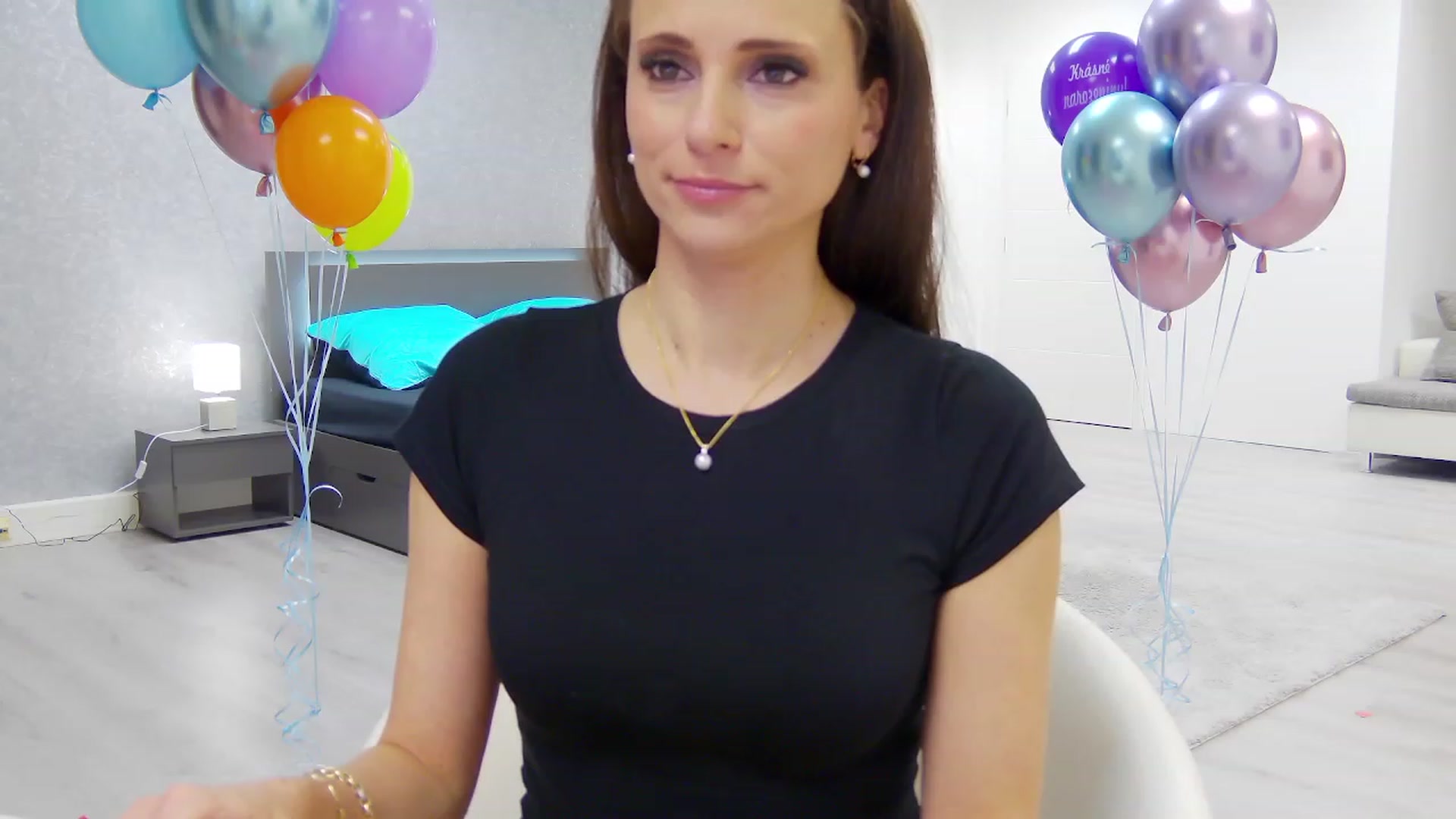 Gallery image thumbnail from Bday_Sisi's myfreecams stream on, 02/13/2024, 24:01 image 1 of 20