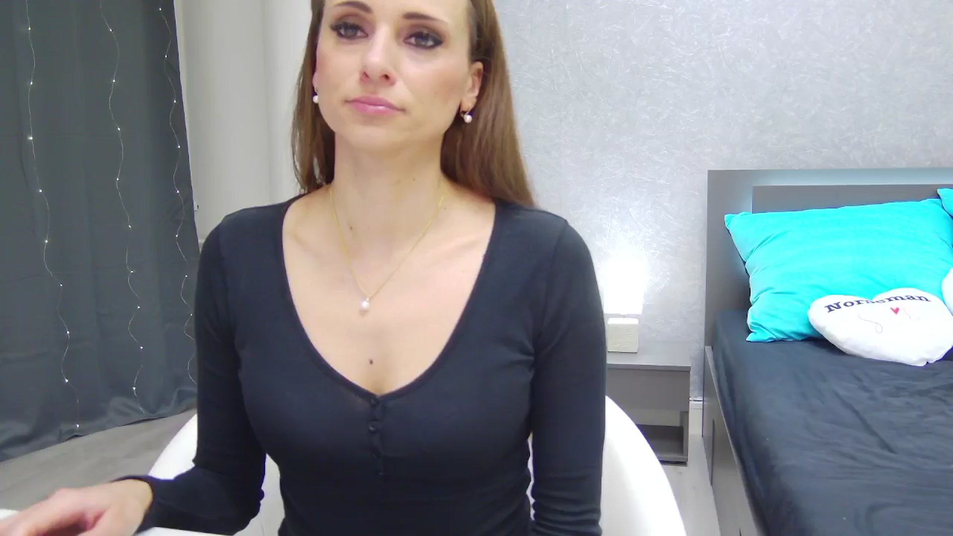 Gallery image thumbnail from Bday_Sisi's myfreecams stream on, 02/10/2026, 24:09 image 7 of 20