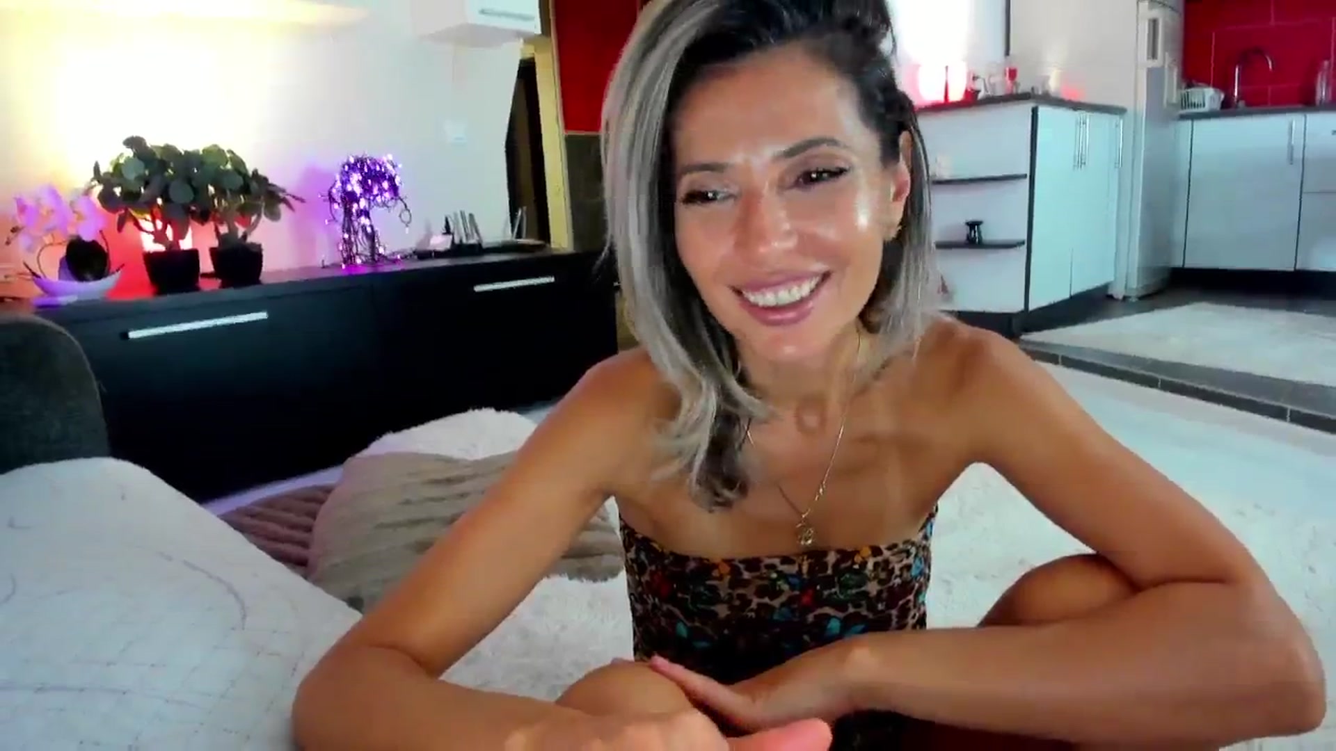 Gallery image thumbnail from Bday_Smiley's myfreecams stream on, 10/15/2024, 24:05 image 10 of 20