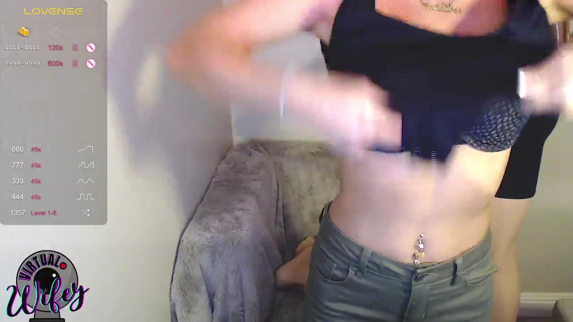 Gallery image thumbnail from Bday_Wifey's myfreecams stream on, 02/07/2024, 18:35 image 17 of 20