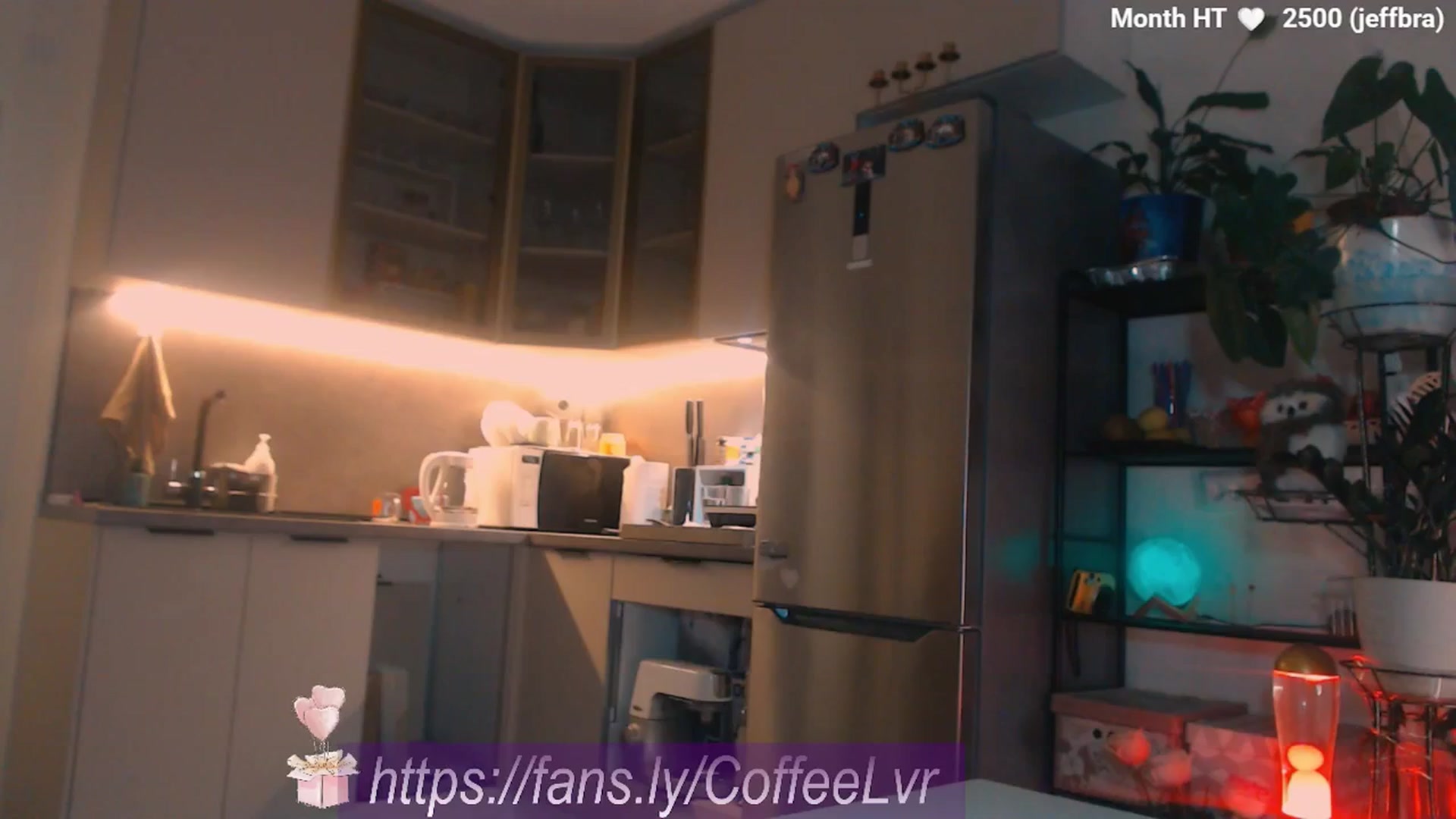 Gallery image thumbnail from Bday_brew's myfreecams stream on, 10/10/2025, 18:50 image 12 of 20