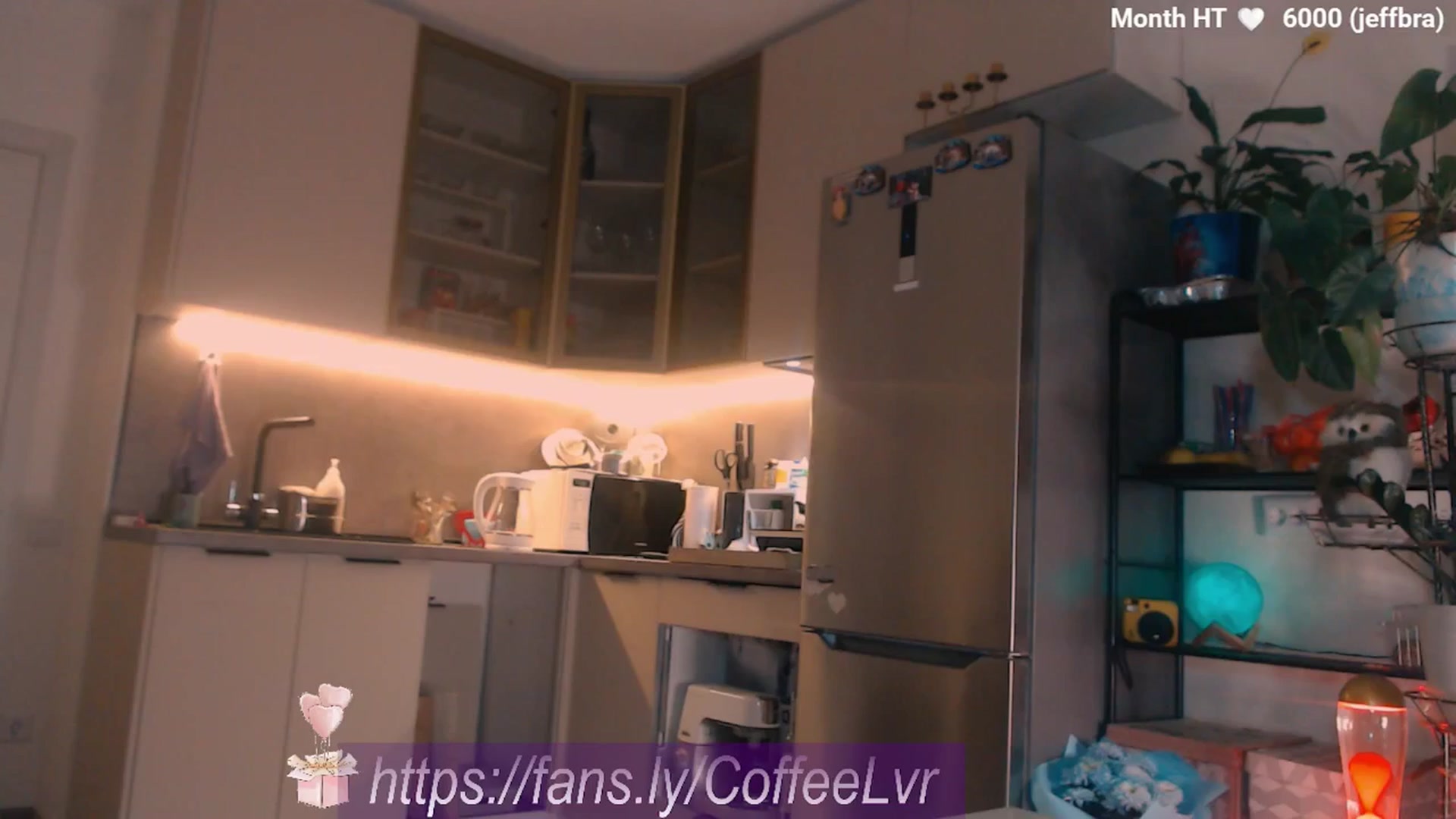 Gallery image thumbnail from Bday_brew's myfreecams stream on, 10/13/2025, 18:39 image 8 of 20