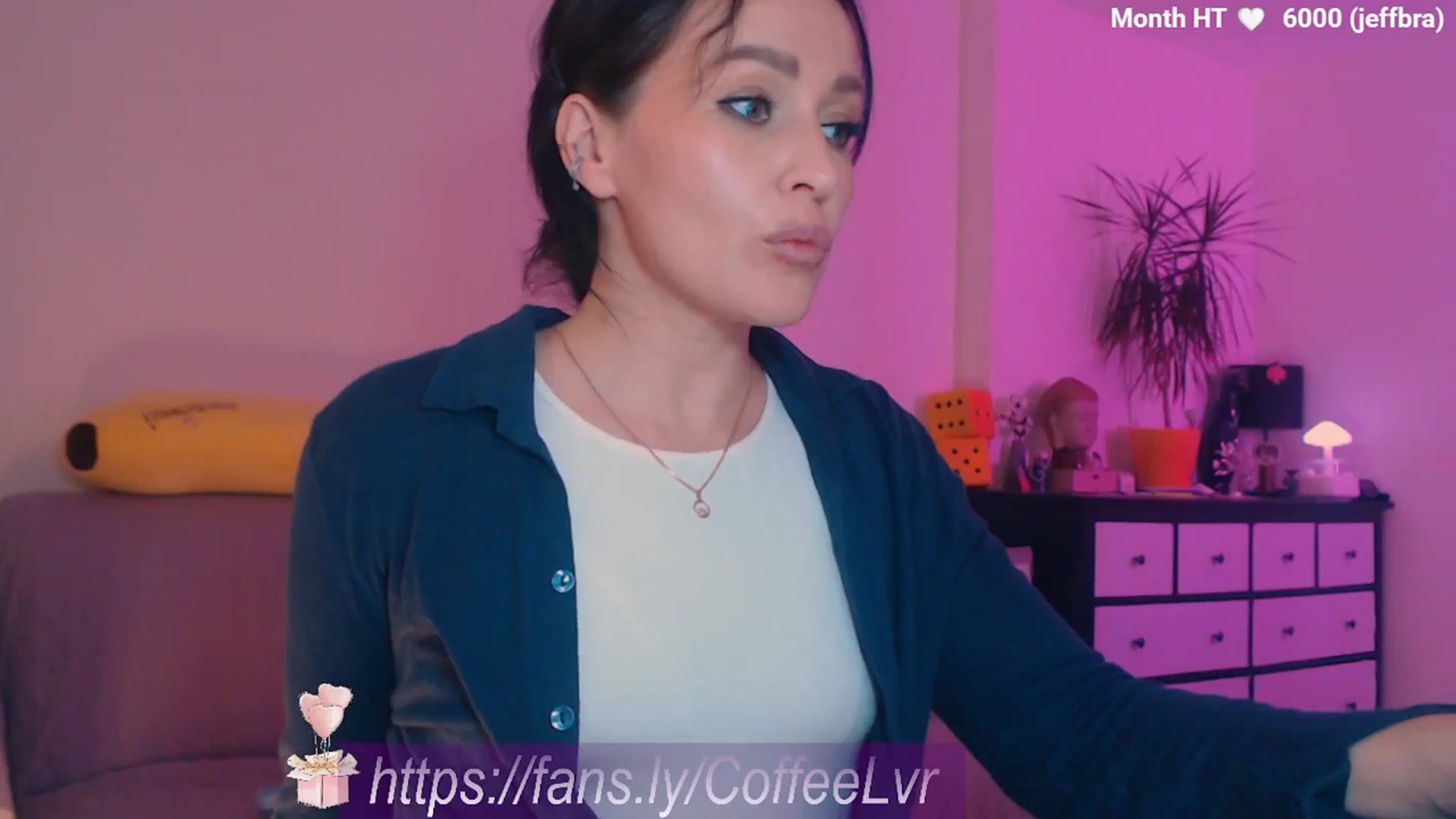 Gallery image thumbnail from Bday_brew's myfreecams stream on, 10/23/2025, 19:17 image 18 of 20
