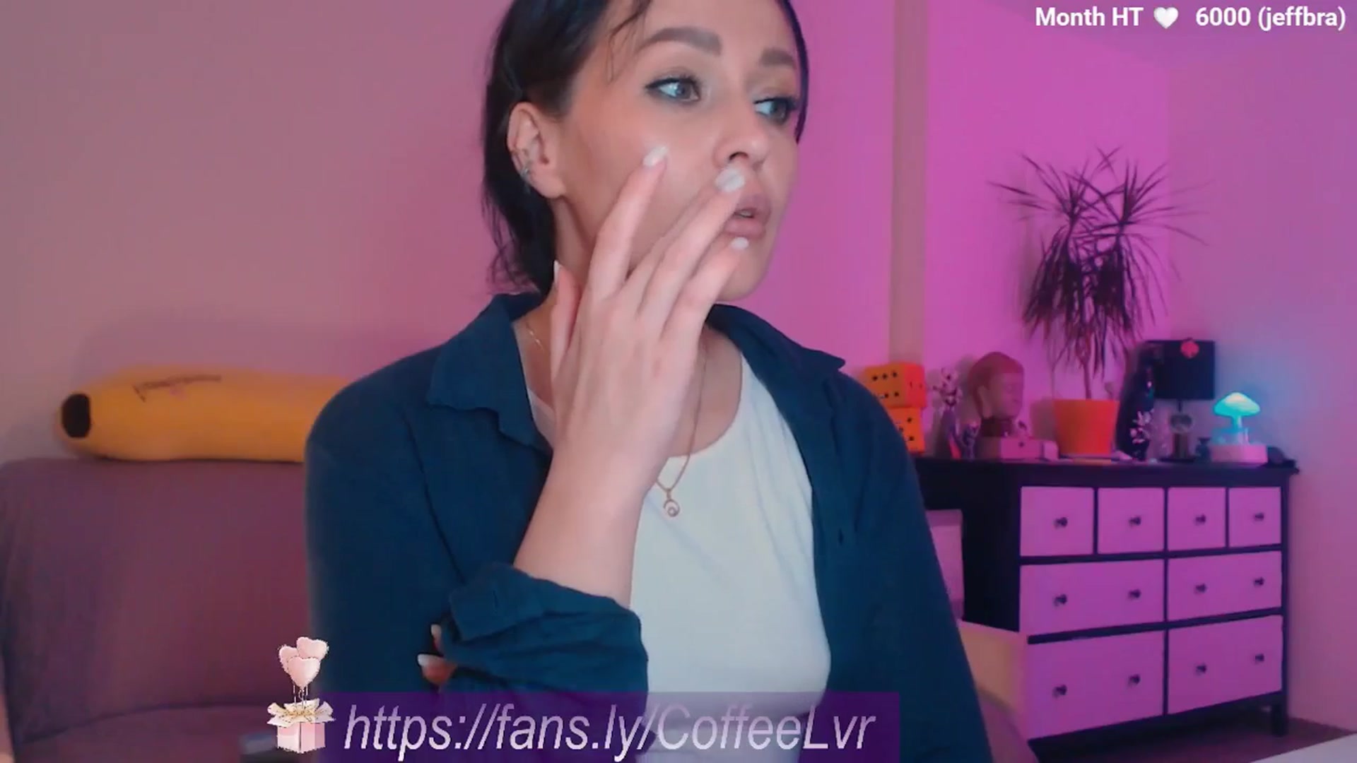 Gallery image thumbnail from Bday_brew's myfreecams stream on, 10/23/2025, 19:17 image 17 of 20
