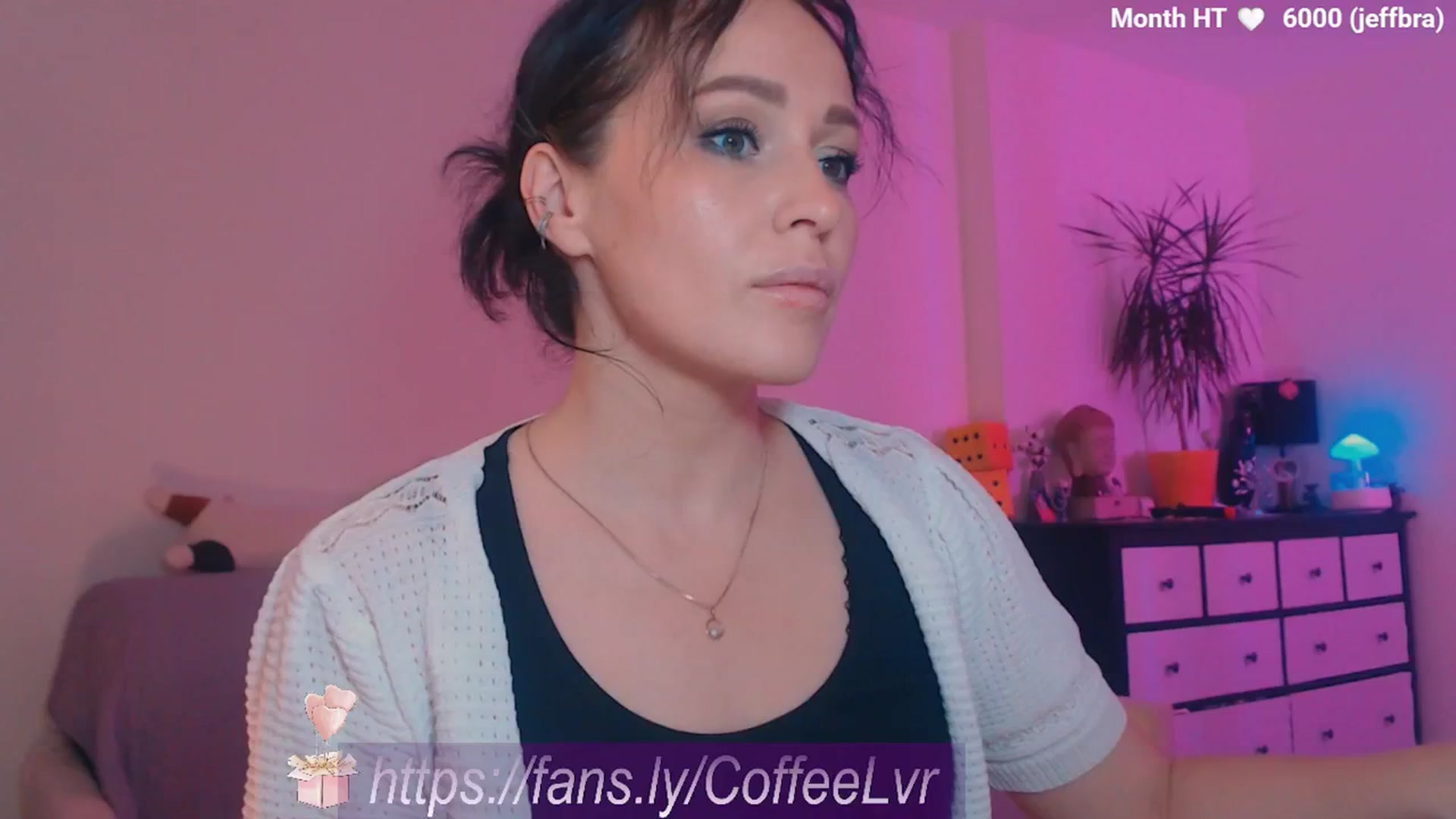 Gallery image thumbnail from Bday_brew's myfreecams stream on, 10/24/2025, 17:57 image 3 of 20