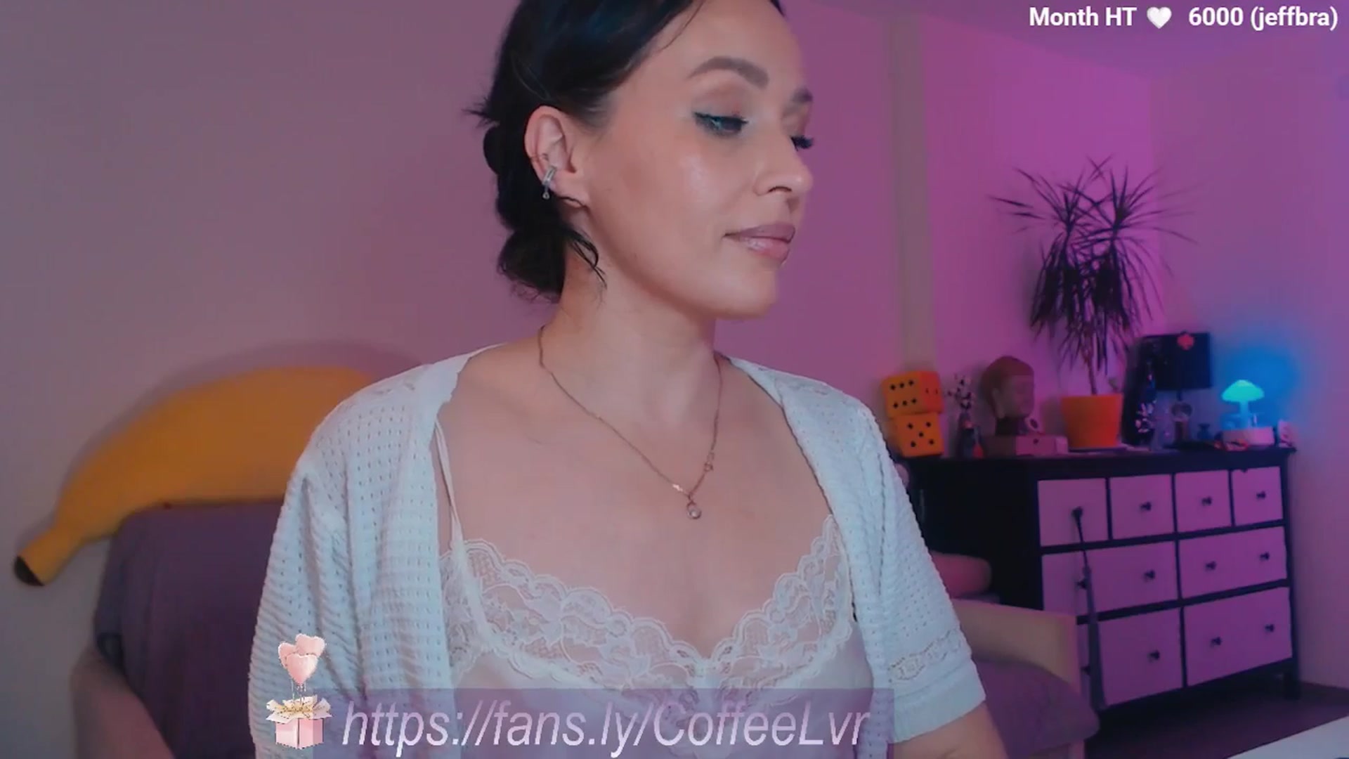 Gallery image thumbnail from Bday_brew's myfreecams stream on, 10/25/2025, 21:04 image 13 of 20
