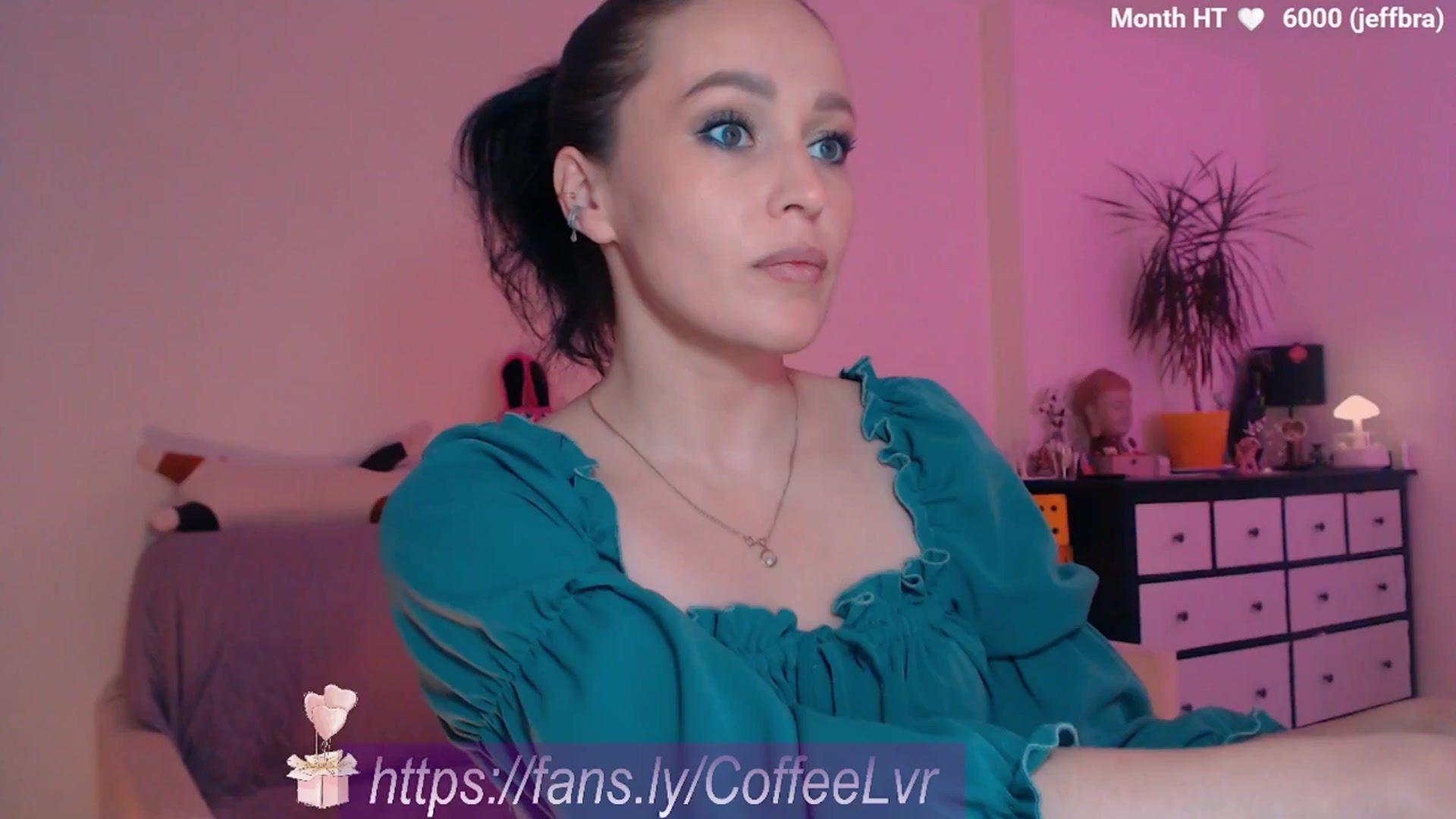 Gallery image thumbnail from Bday_brew's myfreecams stream on, 10/27/2025, 16:34 image 7 of 20