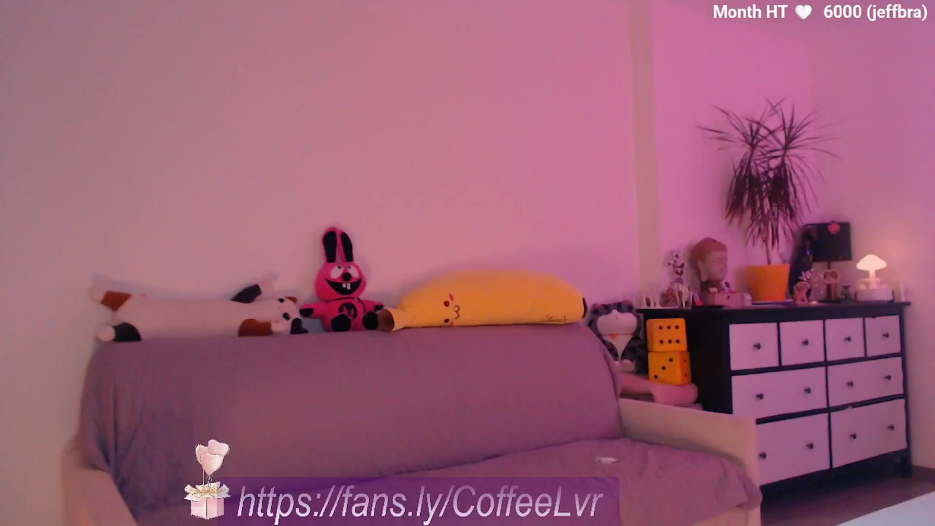 Gallery image thumbnail from Bday_brew's myfreecams stream on, 10/27/2025, 16:34 image 19 of 20