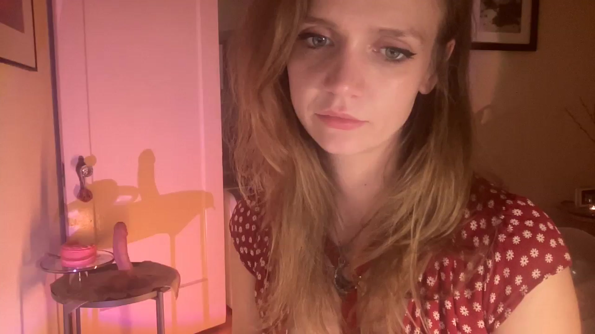 Gallery image thumbnail from Bdaymuffin's myfreecams stream on, 08/12/2023, 05:31 image 6 of 20