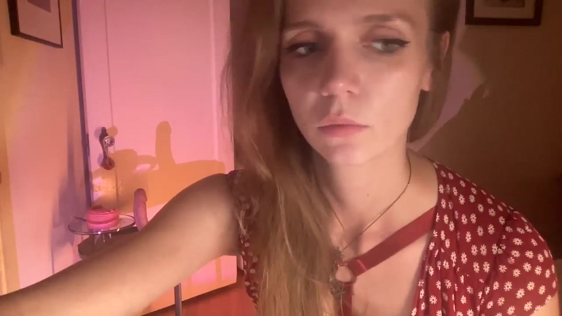 Gallery image thumbnail from Bdaymuffin's myfreecams stream on, 08/12/2023, 05:31 image 7 of 20