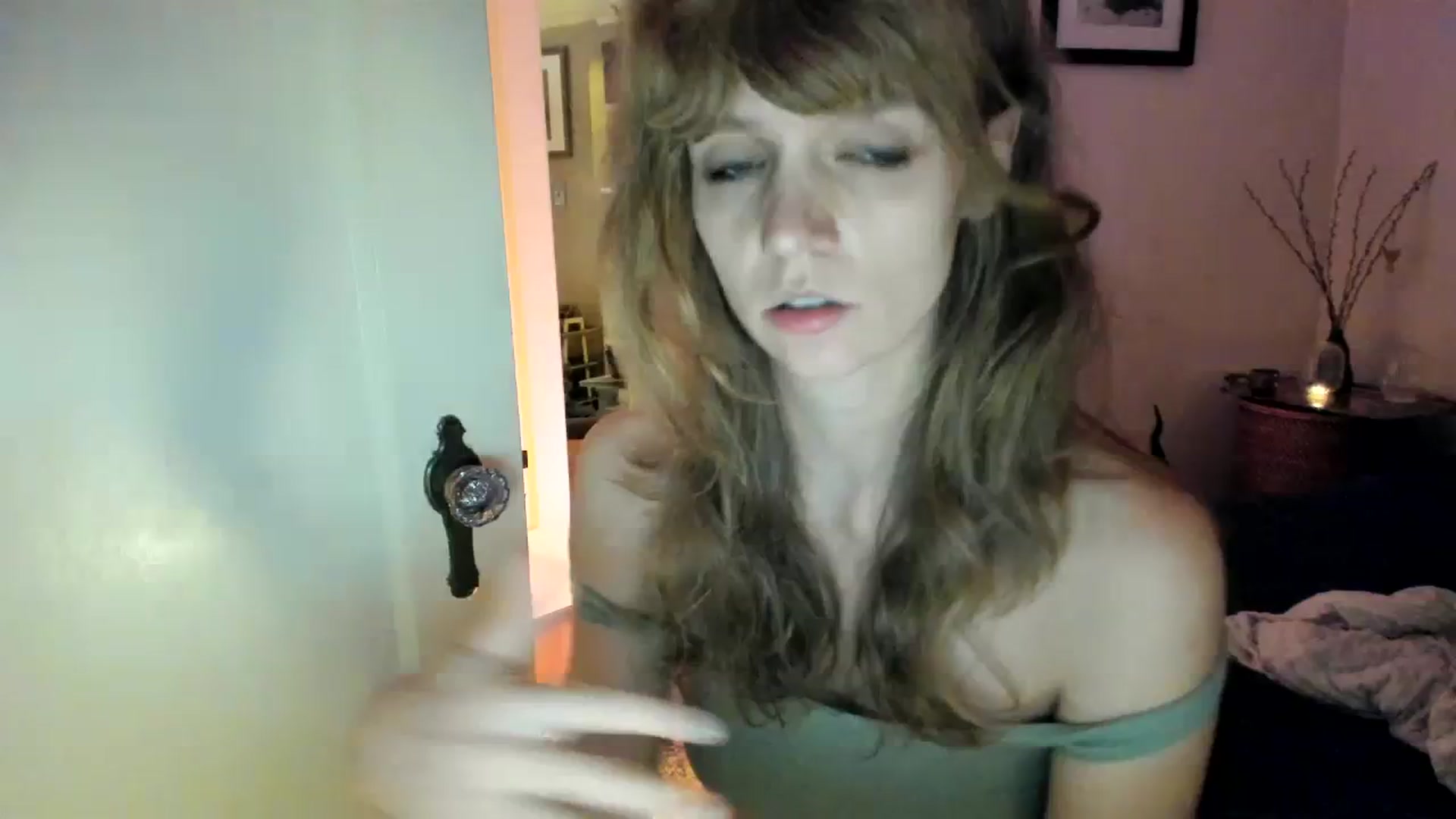 Gallery image thumbnail from Bdaymuffin's myfreecams stream on, 09/08/2023, 10:33 image 14 of 20