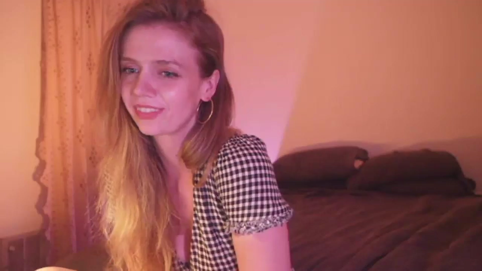 Gallery image thumbnail from Bdaymuffin's myfreecams stream on, 08/03/2024, 06:08 image 7 of 20