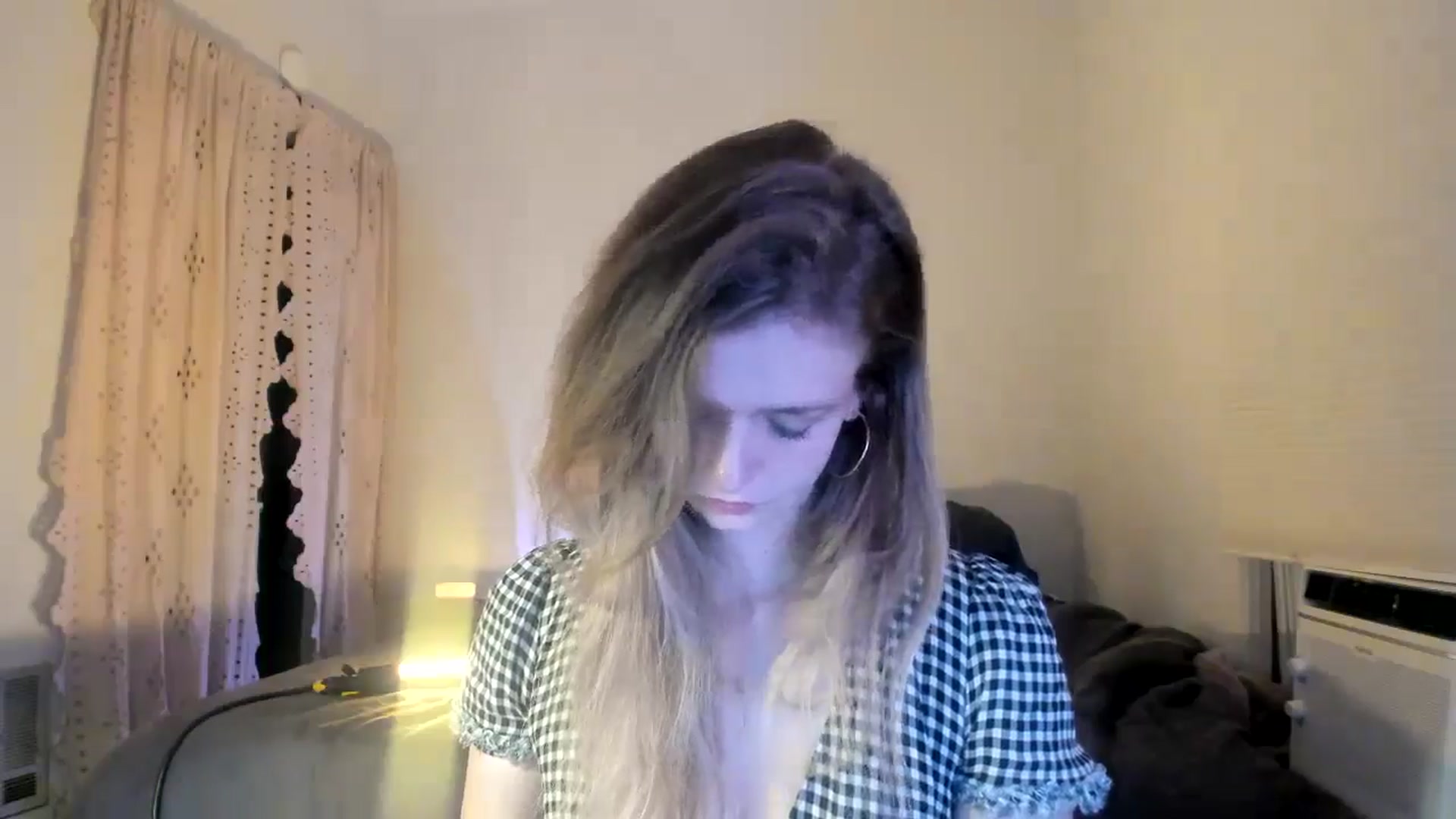 Gallery image thumbnail from Bdaymuffin's myfreecams stream on, 08/03/2024, 06:20 image 17 of 20