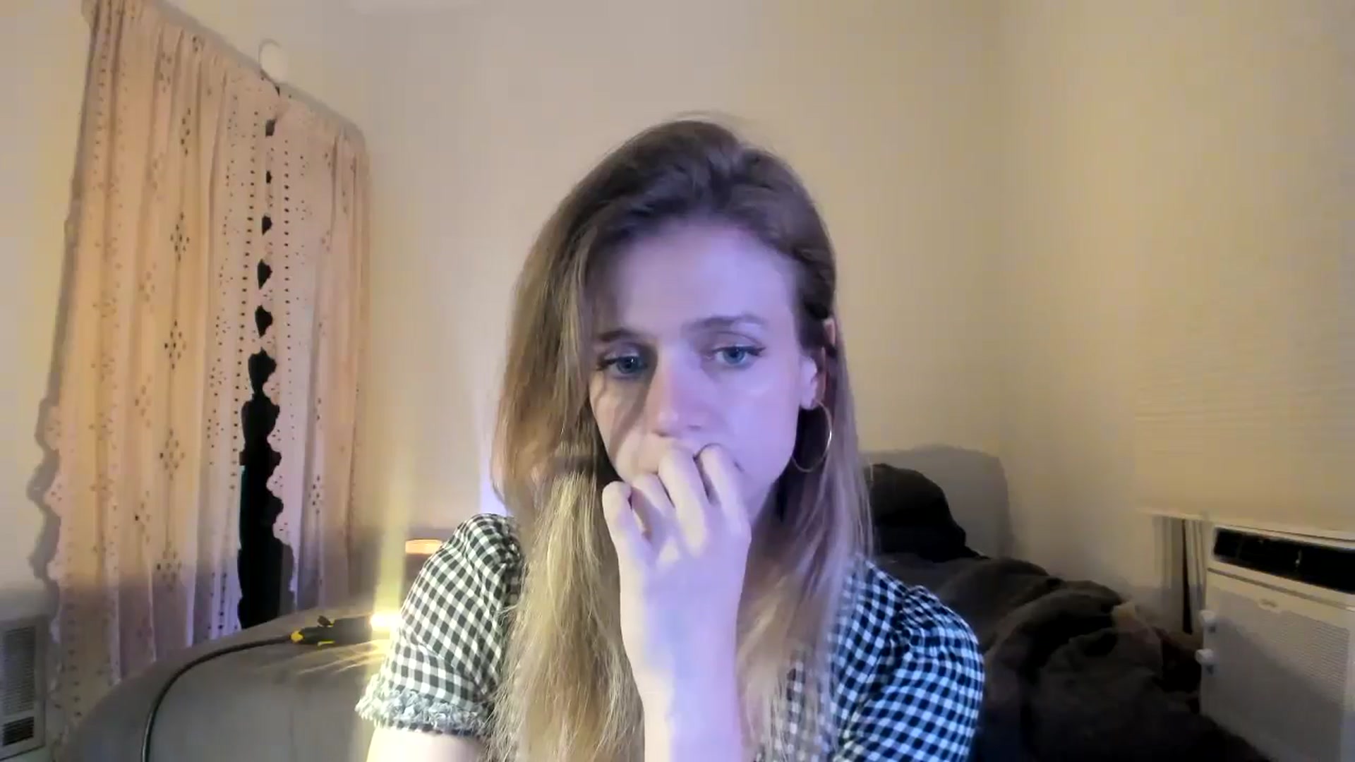 Gallery image thumbnail from Bdaymuffin's myfreecams stream on, 08/03/2024, 06:20 image 19 of 20