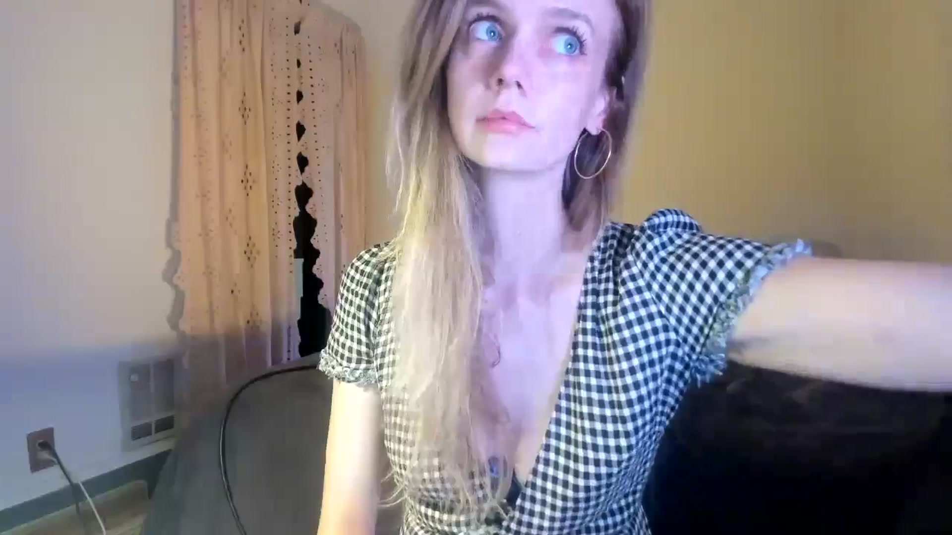 Gallery image thumbnail from Bdaymuffin's myfreecams stream on, 08/03/2024, 06:20 image 2 of 20
